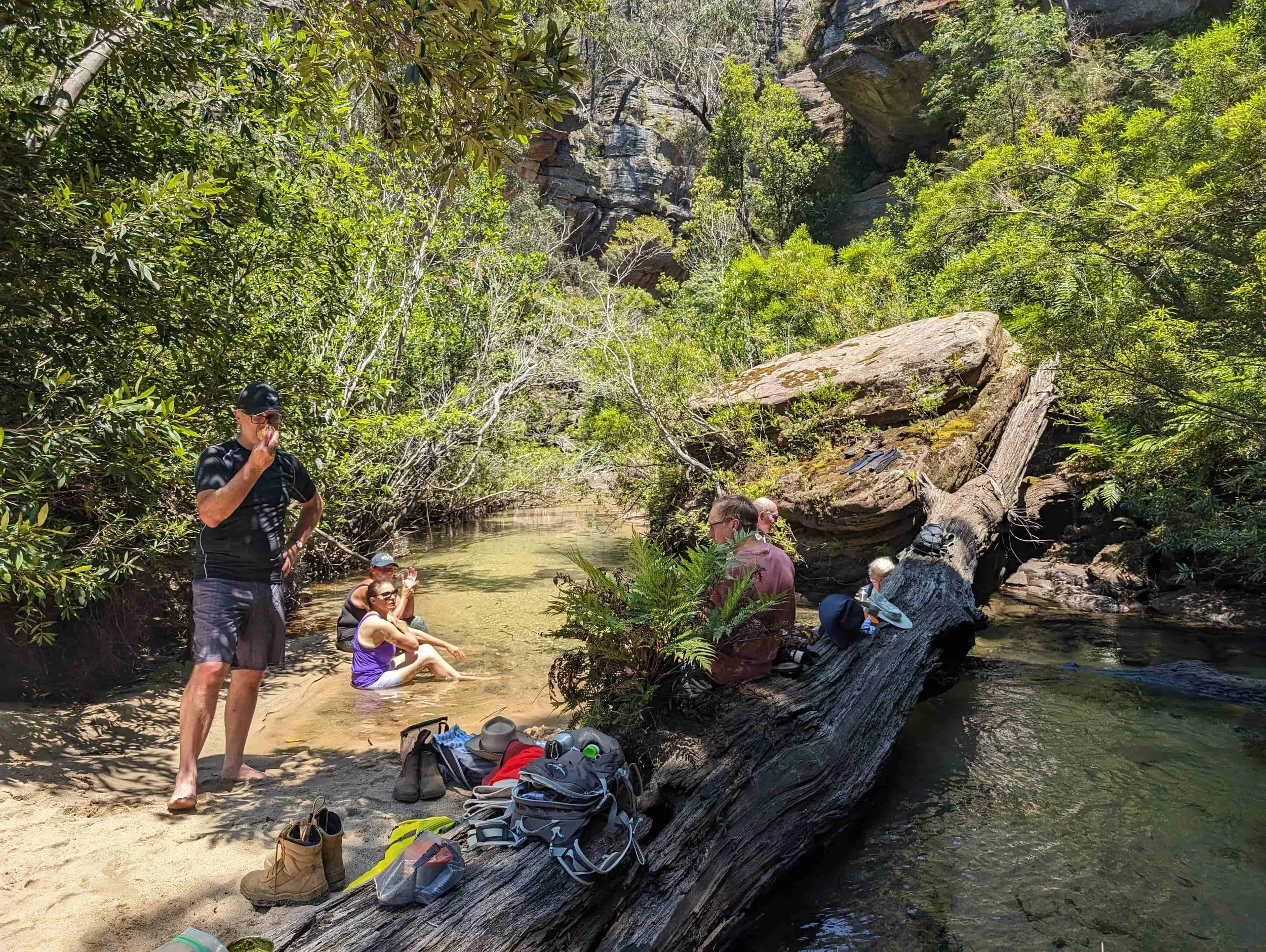 Lunchtime during Wollangambe walk.jpg