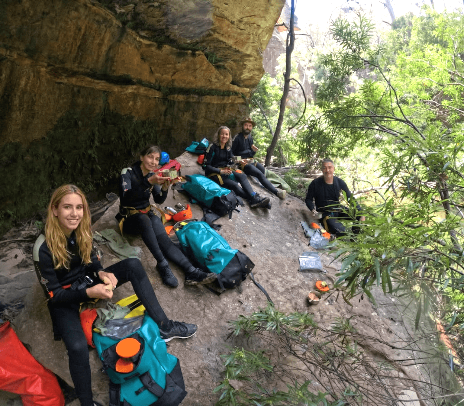 Gourmet luch on the edge of the Wollangamabe River