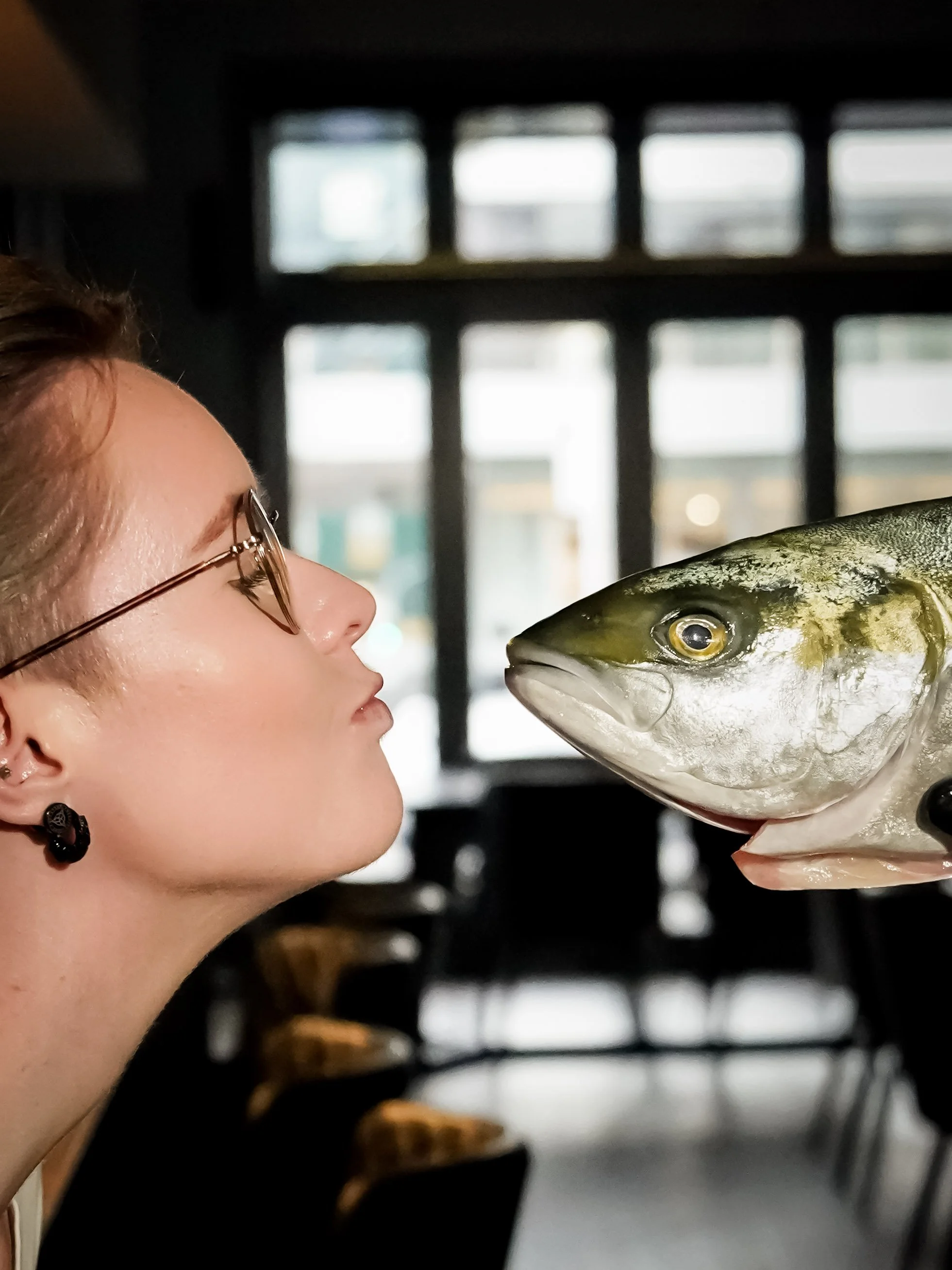 Julia kissing Fish - Chaotic Media.jpg