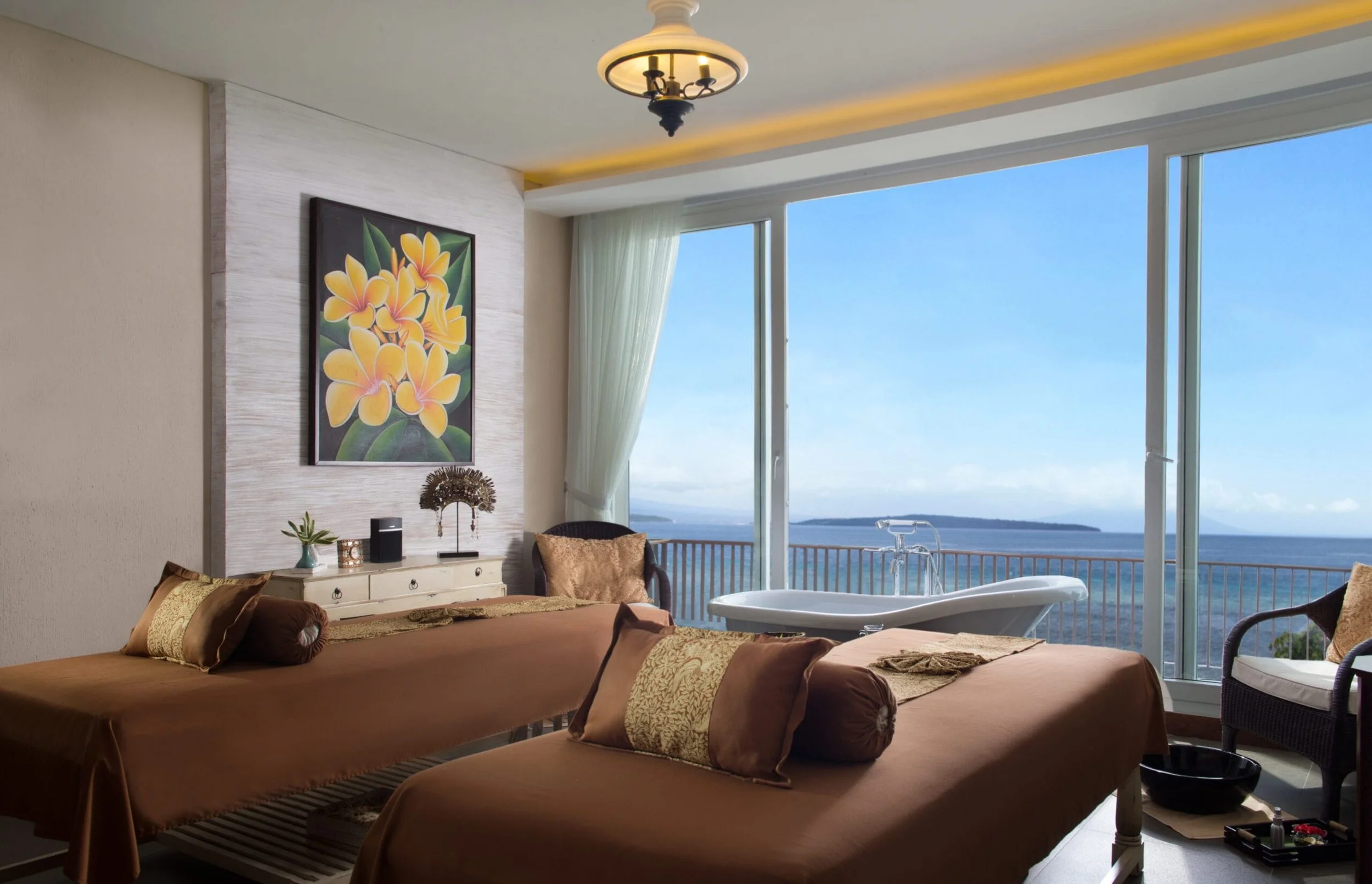 PLM_Padma-Spa_Couple-Treatment-Room-scaled.jpg