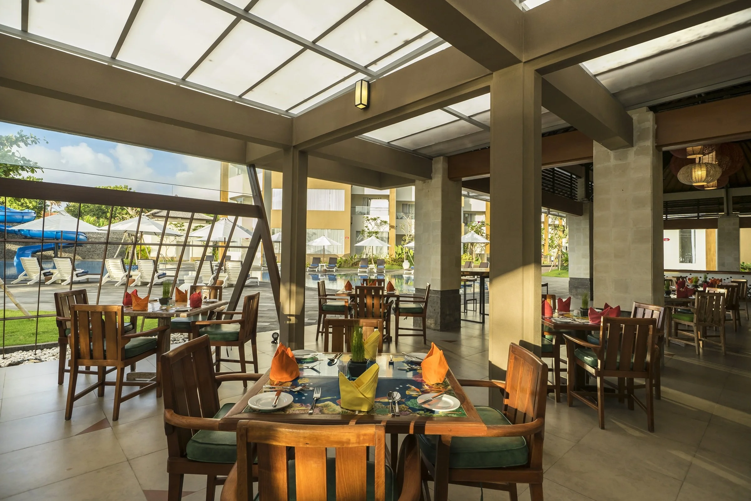 Mahi - Mahi Restaurant 1.jpg