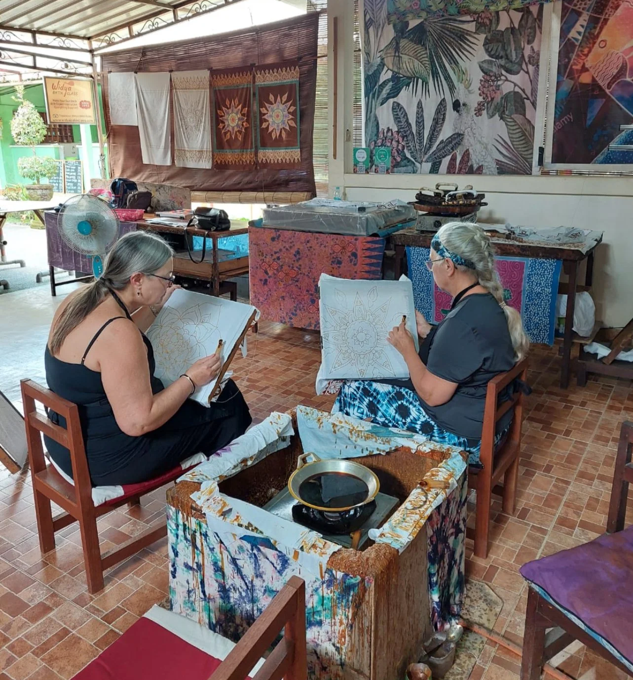 Batik Class in Bali - Oceania Travel