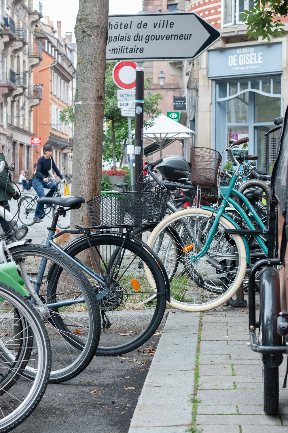 La Vie à Vélo à Strasbourg | Documentary Photography project by Jahan Golestani | © JGolestani