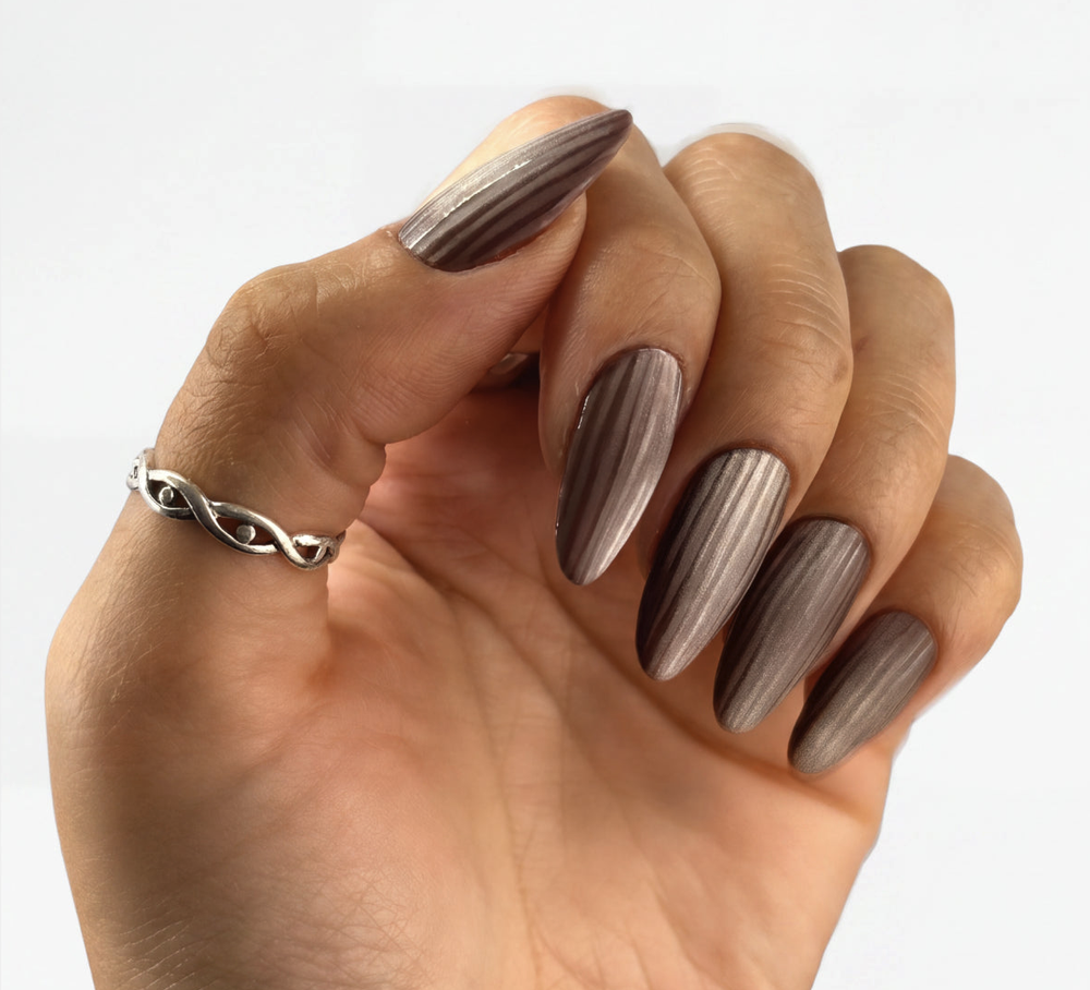 Townhouse nail image 8