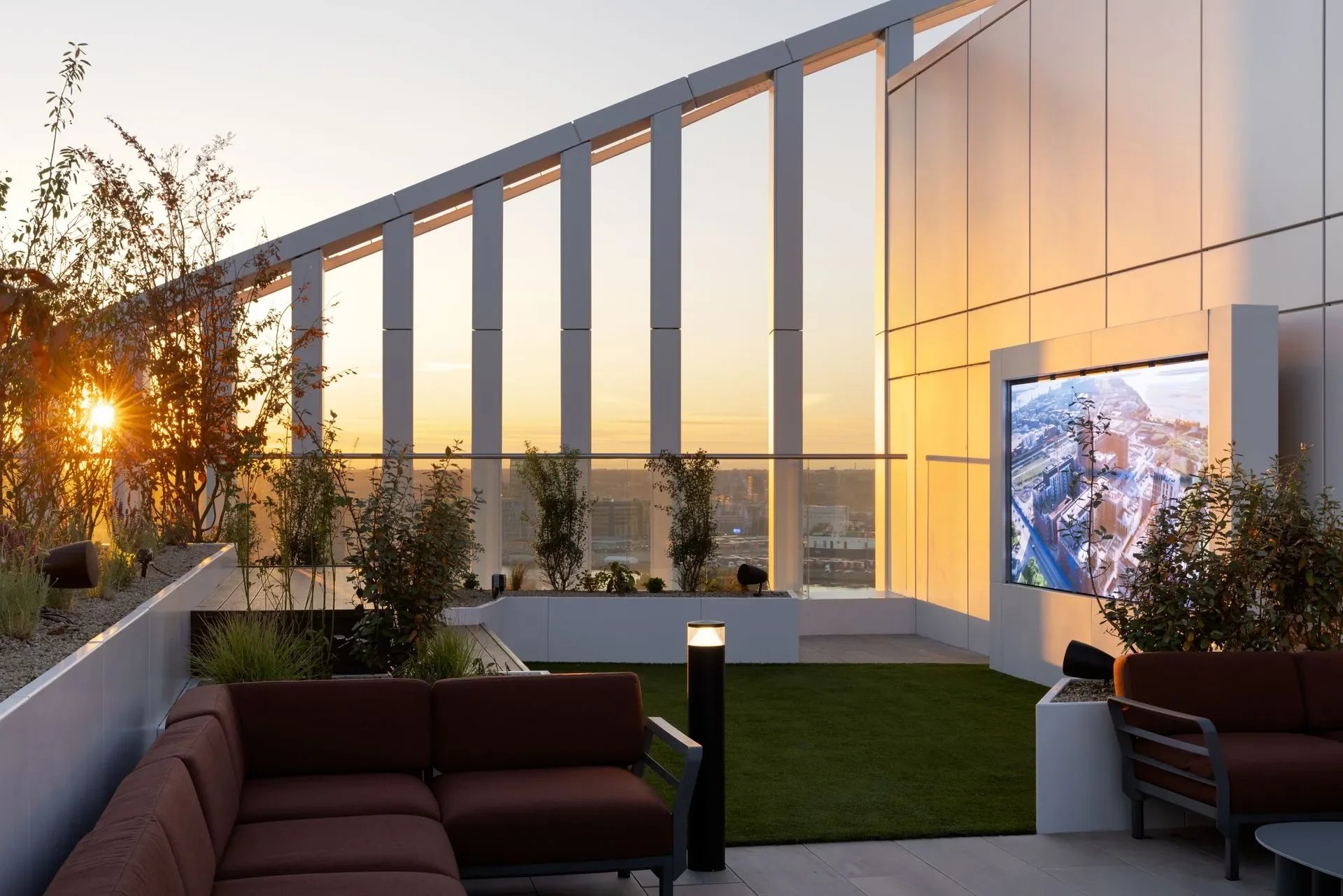 SandHouse_Rooftop+(5)-1920w.jpg.webp