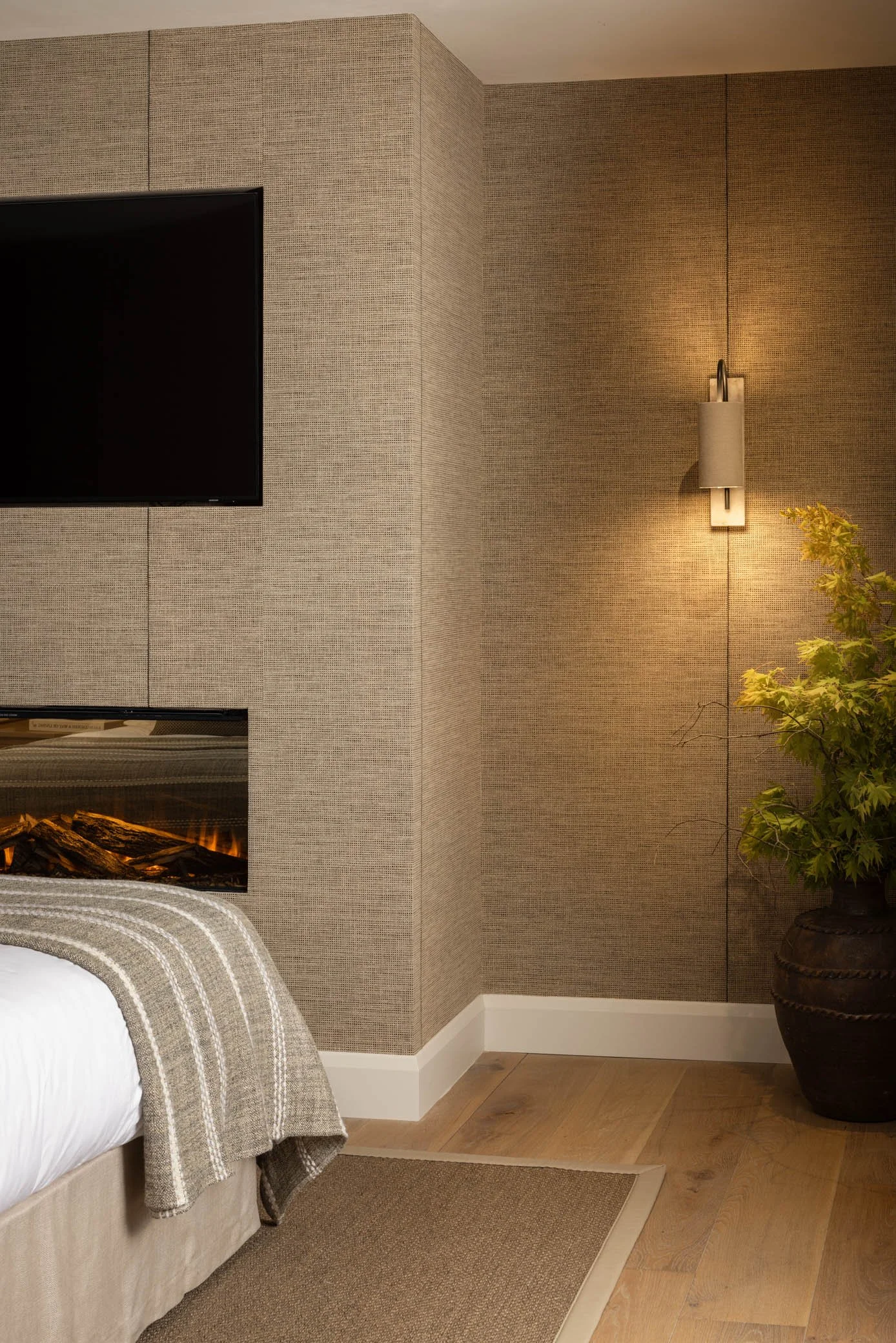 A CONTEMPORARY GUEST RETREAT — QUIRC INTERIOR DESIGN