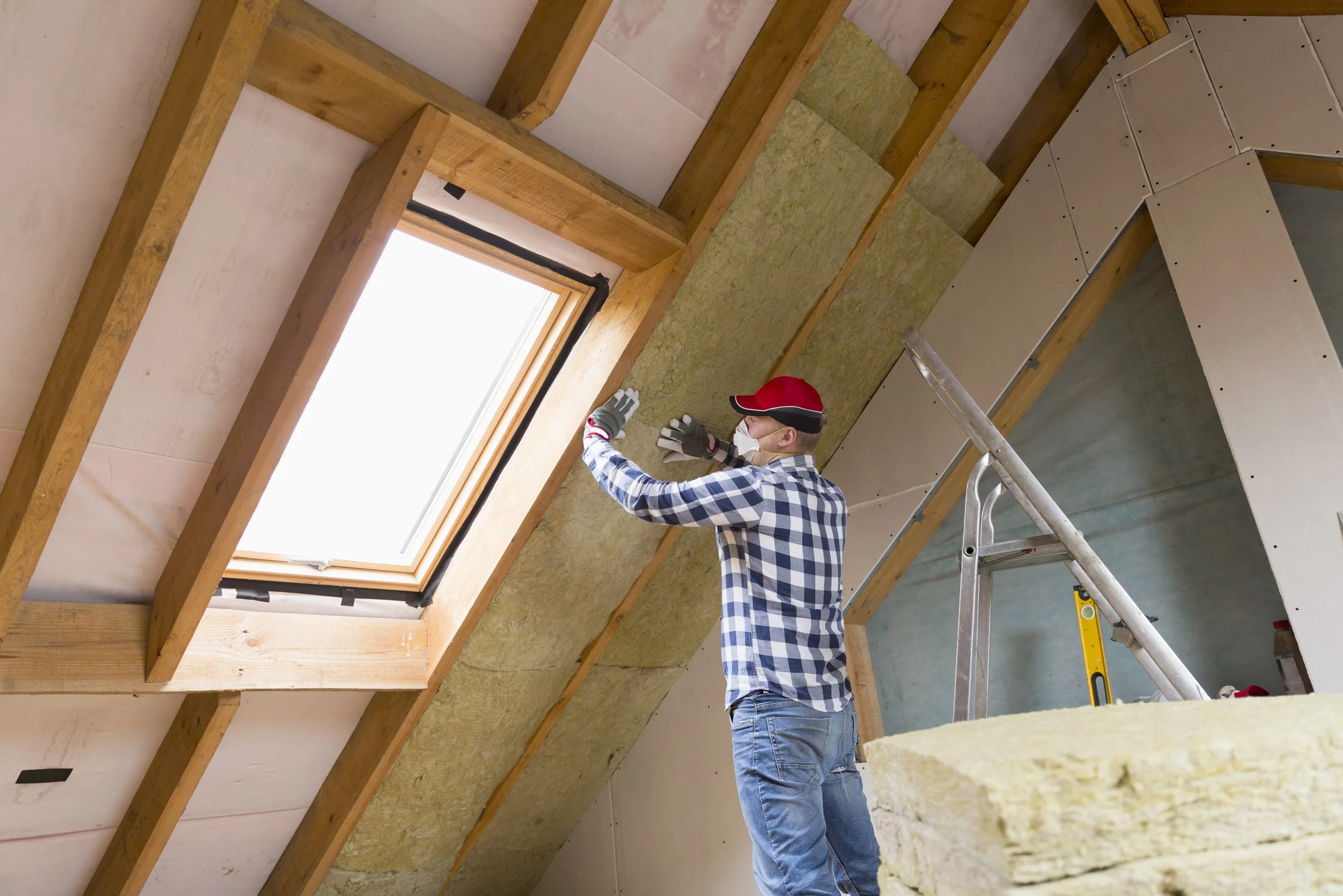 Loft insulation_iStock-873936670.jpg
