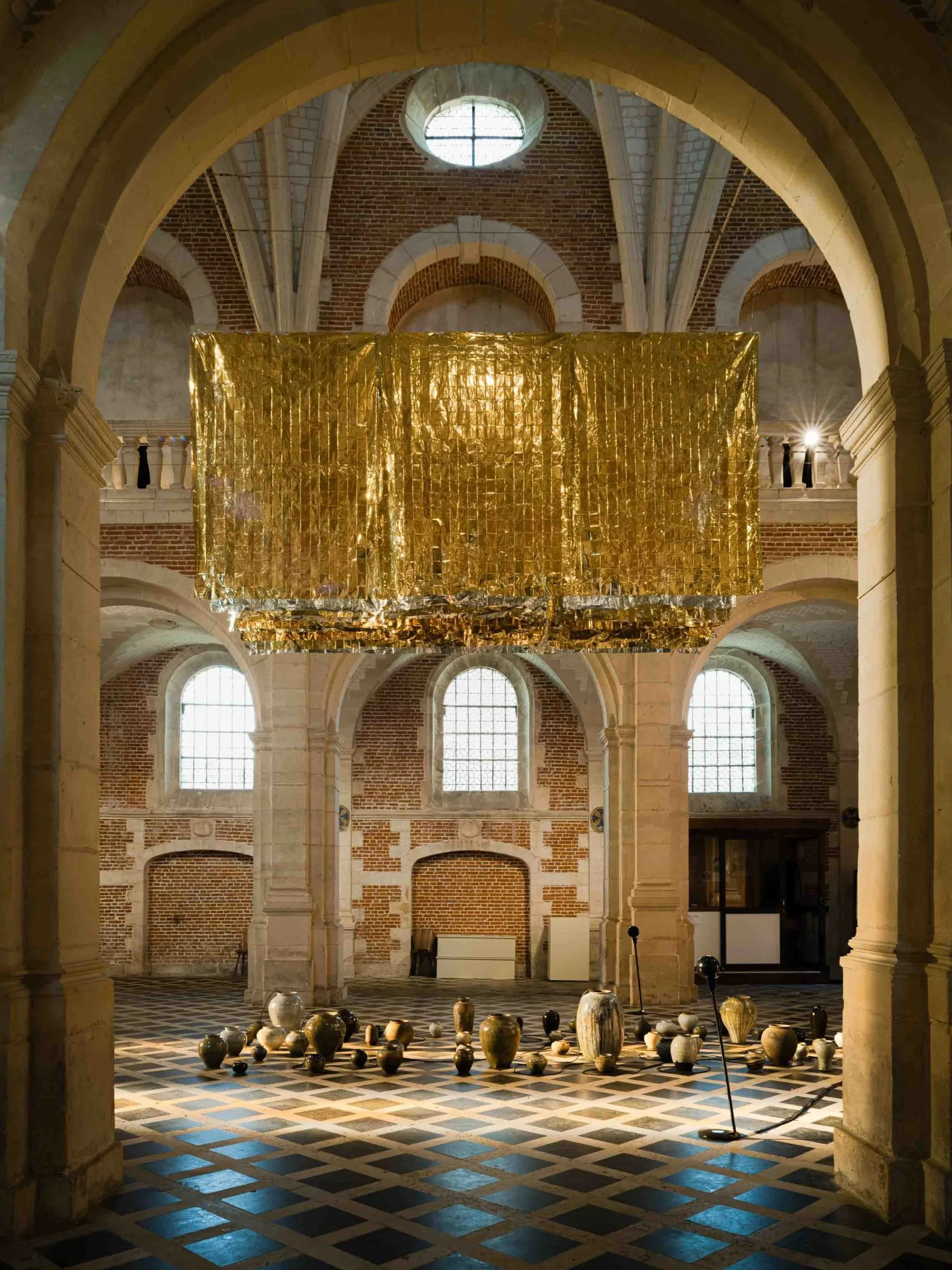 JOUR-Exposition+Chapelle+du+colle%CC%80ge_Eu_11.25-3.jpg