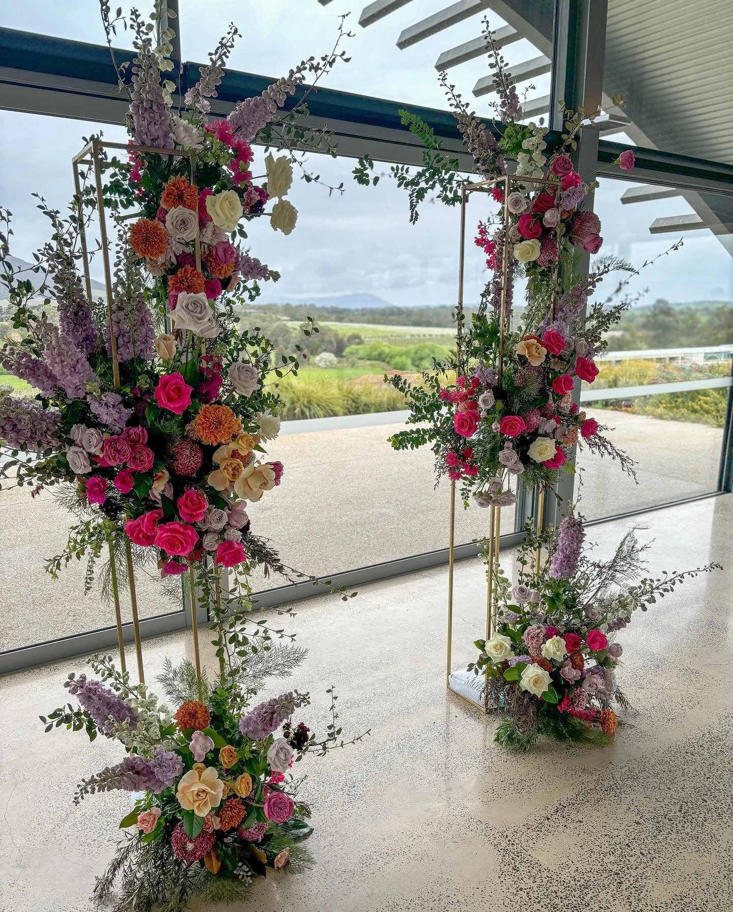 A little peak at one of our September weddings 🥰

We loved creating with this stunning colour palette. Colour is in!! 

Planning a wedding? Get in touch! Spots filling up fast. 

#melbournewedding #yarravalleywedding #weddingflorist #weddingflowers 