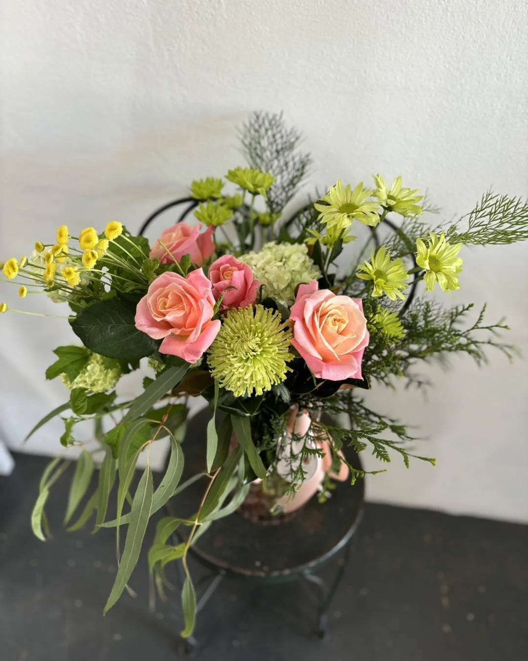 Reduce your carbon footprint by purchasing locally grown flowers. All the flowers featured in this bouquet are grown in Melbourne.

Other benefits of choosing locally grown include;
Flowers are fresher and last longer,
You are supporting small local 