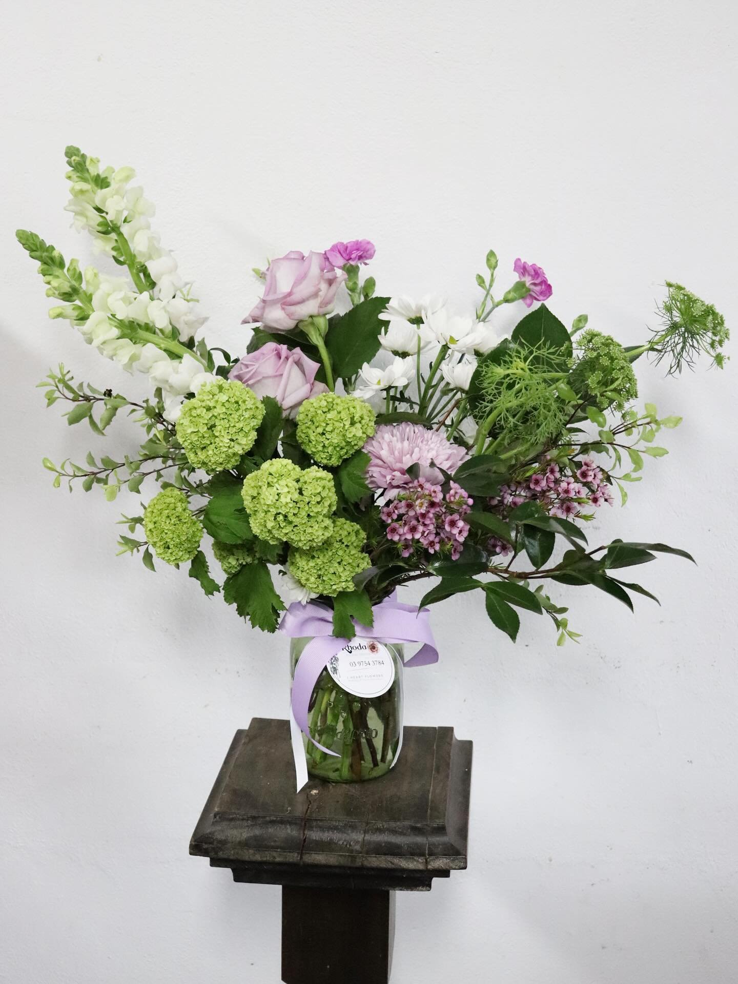 What is your favourite colour combo for floral rearrangements??

At the moment we are loving bright and cheerful Spring colours like purple, pink and yellow🪻🌸🌼

We have lots of beautiful Spring inspired bouquets and arrangements available in store