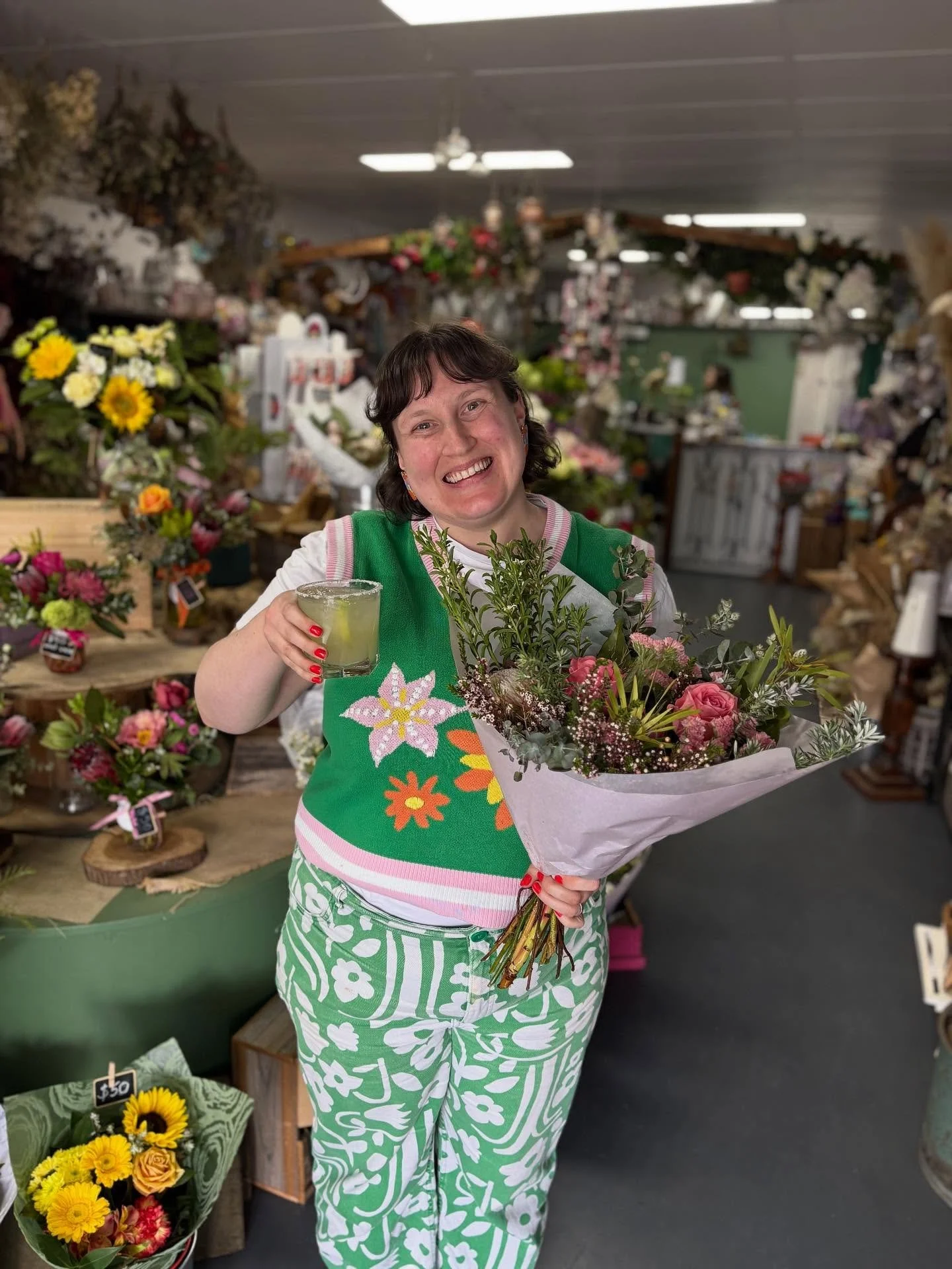 Birthday celebrations all round at Rhoda this week. 
Today is our Sammy&rsquo;s birthday 🎂 

Happy birthday Sam!!!! Our sunshine and sparkles ☀️ ✨ 

#birthday #happybirthday #teammates #dreamteam #localflorist #celebrate #tecoma #upwey #belgrave