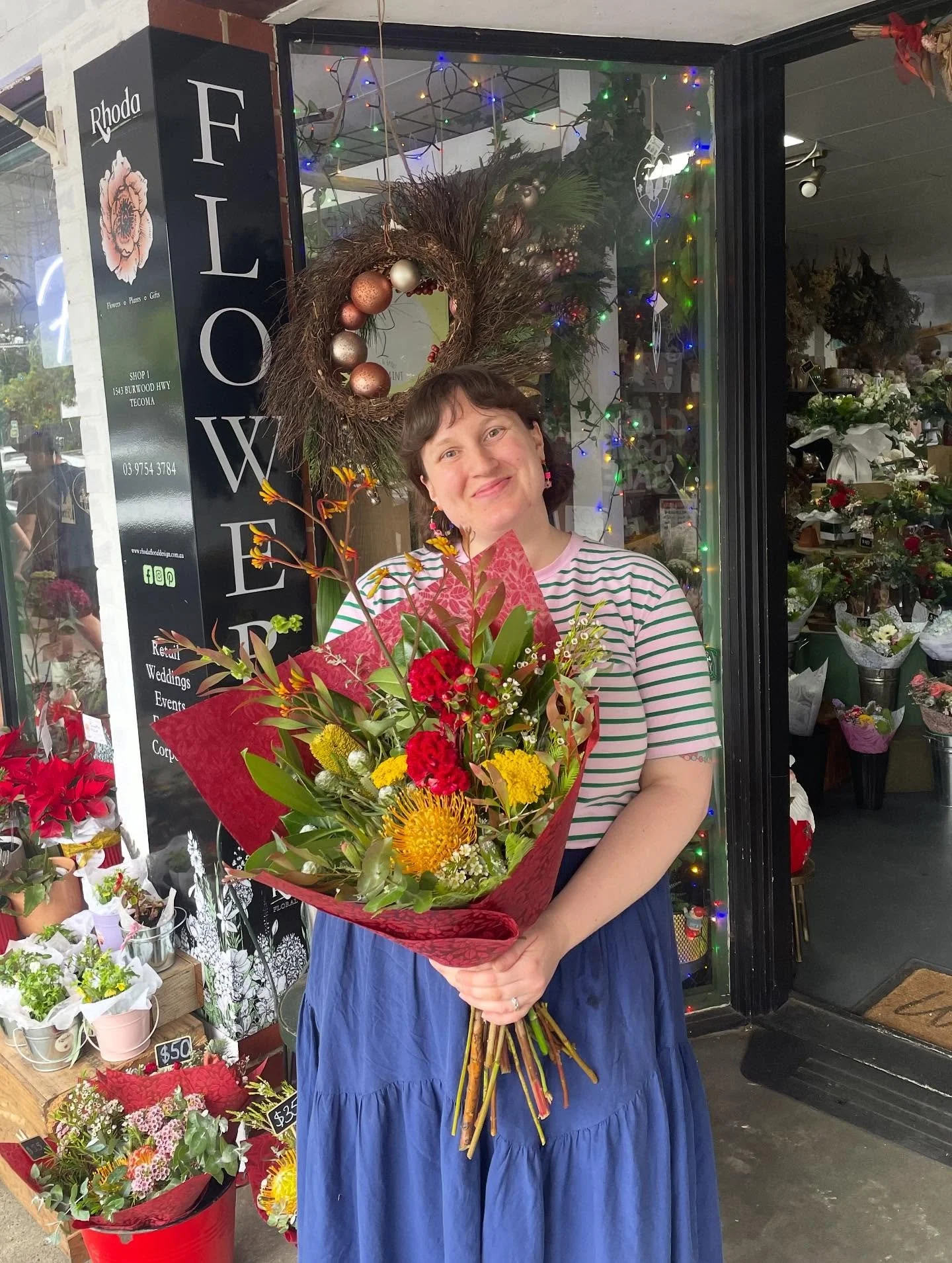 We love Natives at Christmas time 🍂🌹

Native arrangements are perfect for an Aussie Christmas! 

Long lasting and hearty, they will stay looking amazing no matter what the weather is or how many different meals you are hosting 🎅🎄

We have pick up