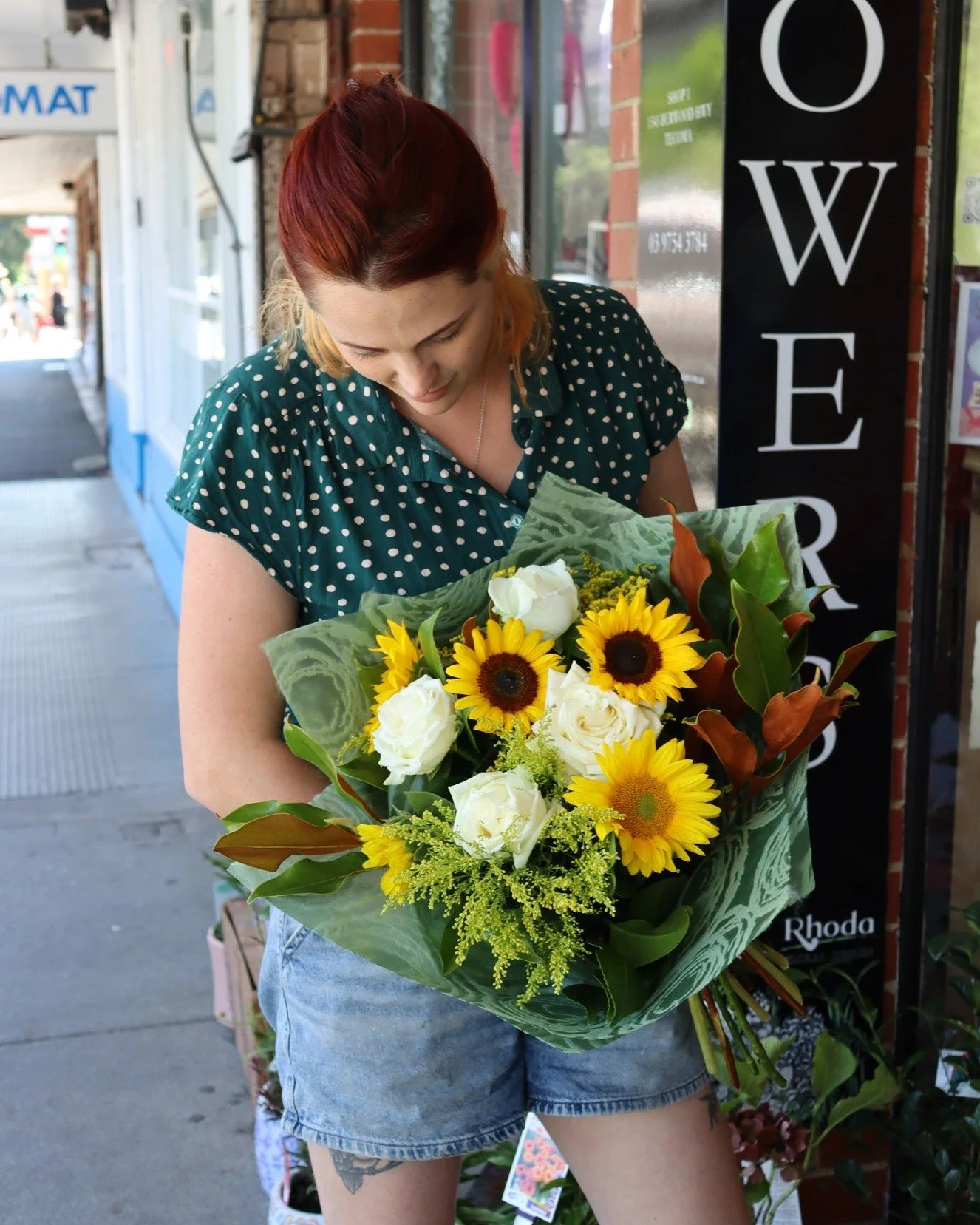🌼 Valentines Day collection 🌼

Our bright and cheerful 'You Are My Sunshine' bouquet is one of our Valentine's Day bestsellers!!

With stunning sunflowers and lush white roses, this bouquet is perfect for the special person in your life who isn't a