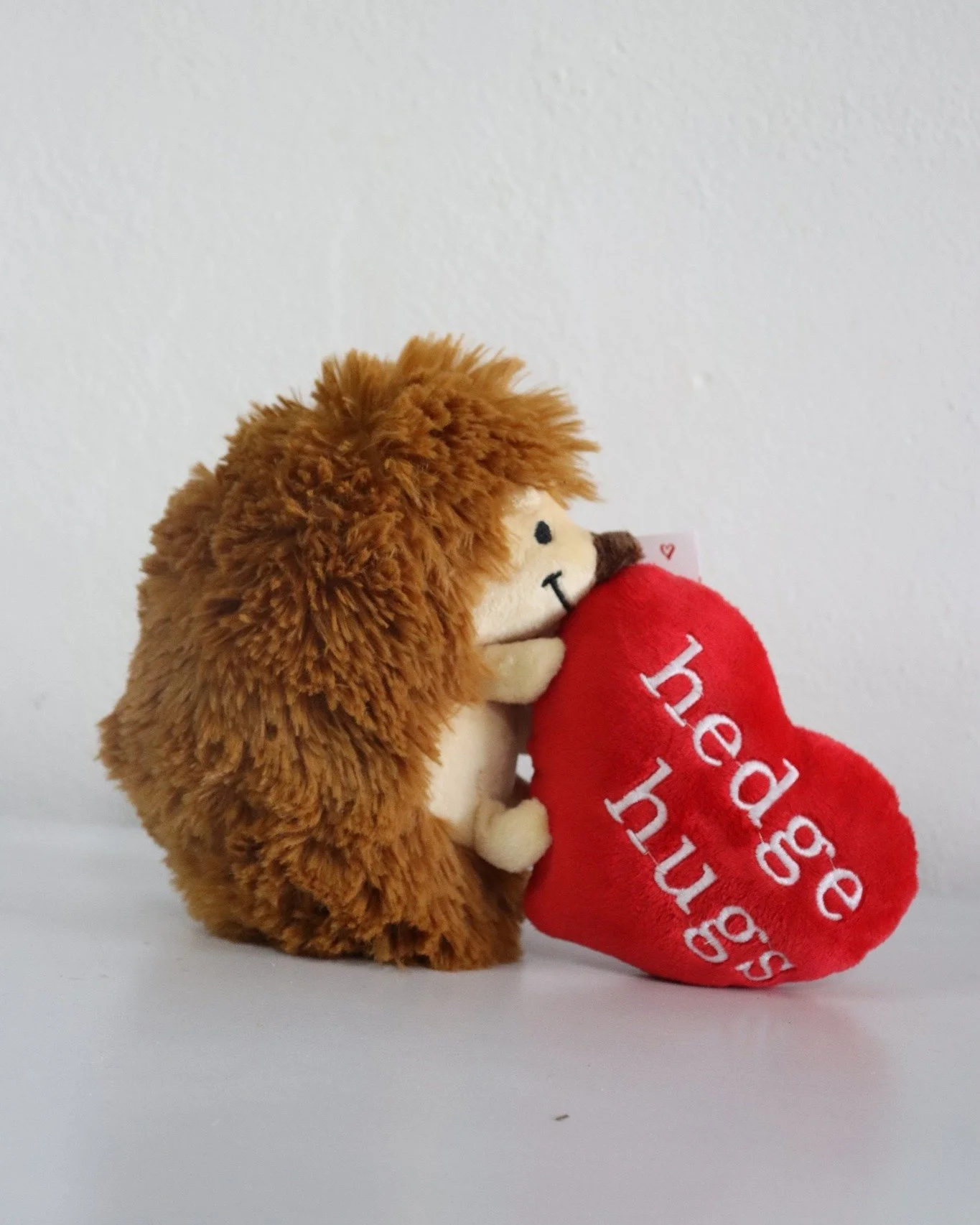 Send your love a bear (or hedge) hug!! 🐻

We have lots of adorable and cuddly teddy's that make the perfect add on to your Valentine's Day flowers! 🌹

Support a small, local business this Valentine's Day and visit us at Rhoda Floral Design to spoil