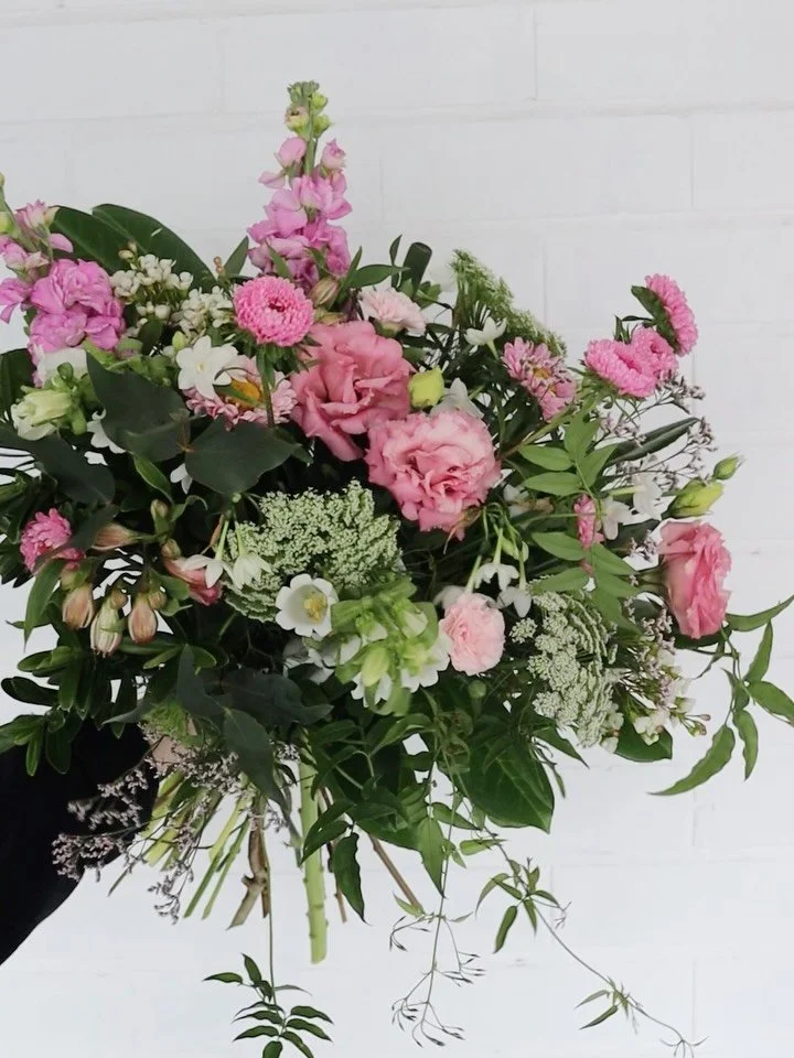 Summer vibes in Winter 🌸🌿

Brighten up these grey, rainy days with some beautiful flowers!! Pick up and delivery available 💕

Behind every photo of flowers is a florist posing awkwardly out of frame! (Swipe to the end)