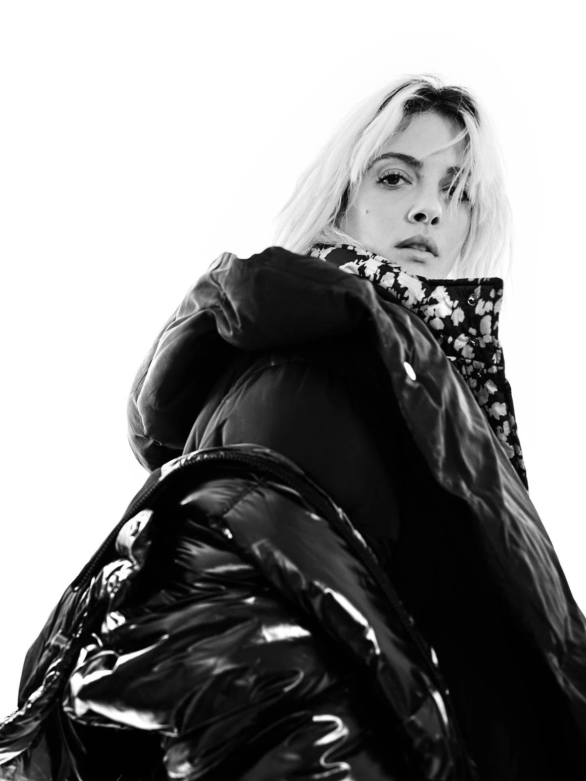 NOGA EREZ   Singer & Songwriter
