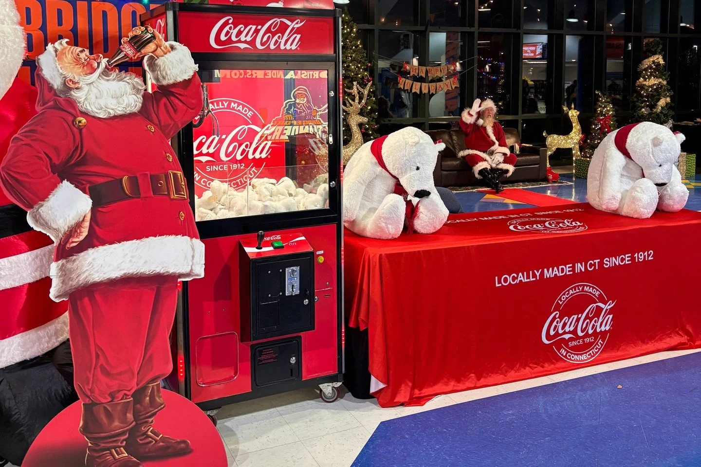 Our Naugatuck Sales Center was proud to sponsor and be a part of the Bridgeport Islanders' 2025 Teddy Bear Toss benefiting the Yale New Haven Health Children's Hospital and its Toy Closet Program. Our fan grab machine brought some extra excitement to