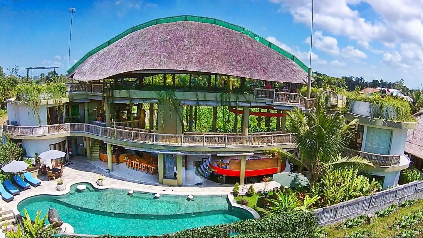 Bali-drone-hotel-best.jpg