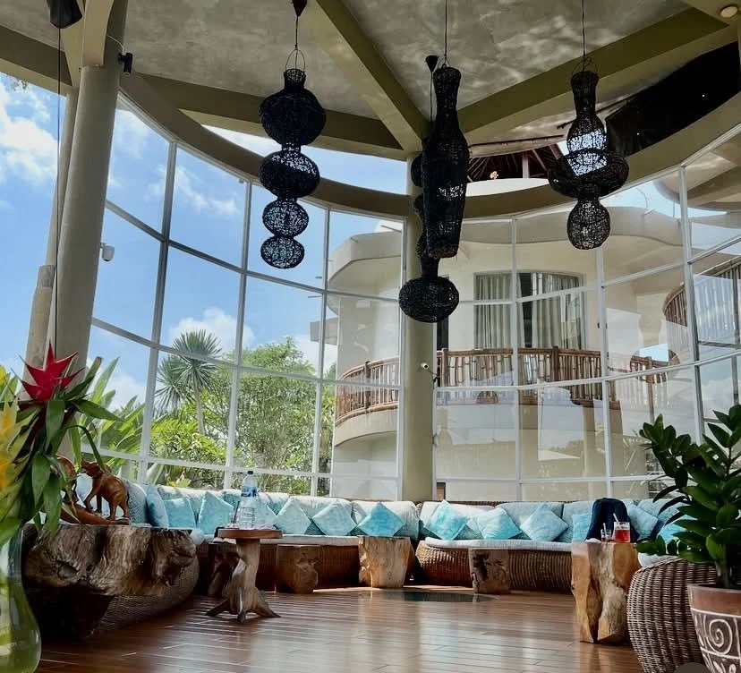 FL lounge.jpeg
