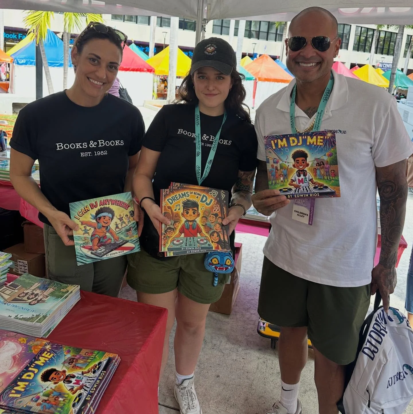 That you @miamibookfair @booksandbooks @mdcollege @thedjbooks