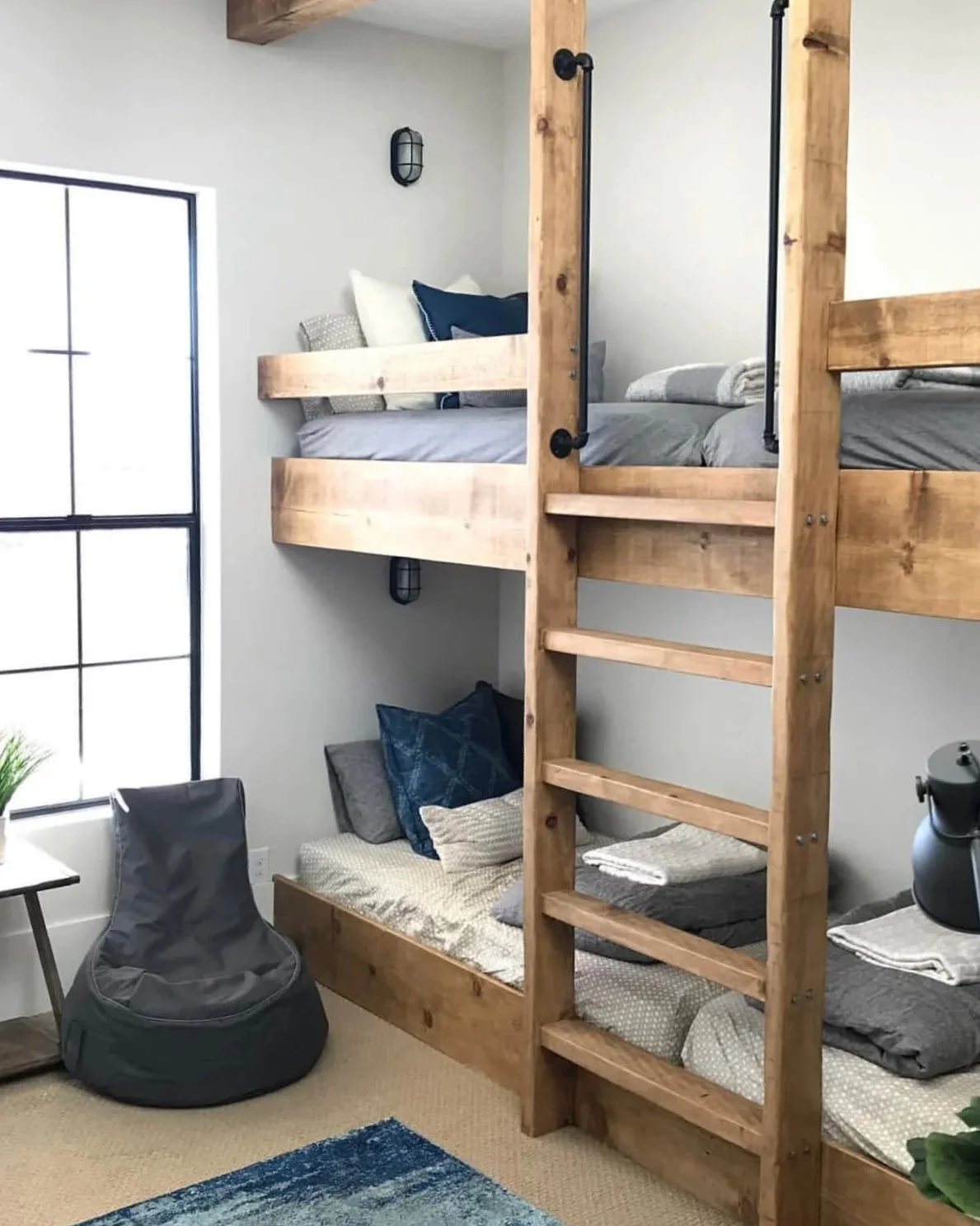 Custom bunk beds. Built-in bunk beds. Panama City beach's best remodeling and carpentry business- CTD