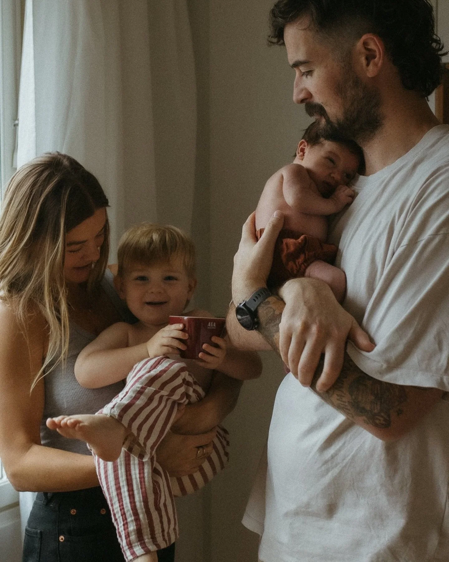 Newborn vibes:
zero sleep, full drama, and a toddler proving that chaos is a team sport