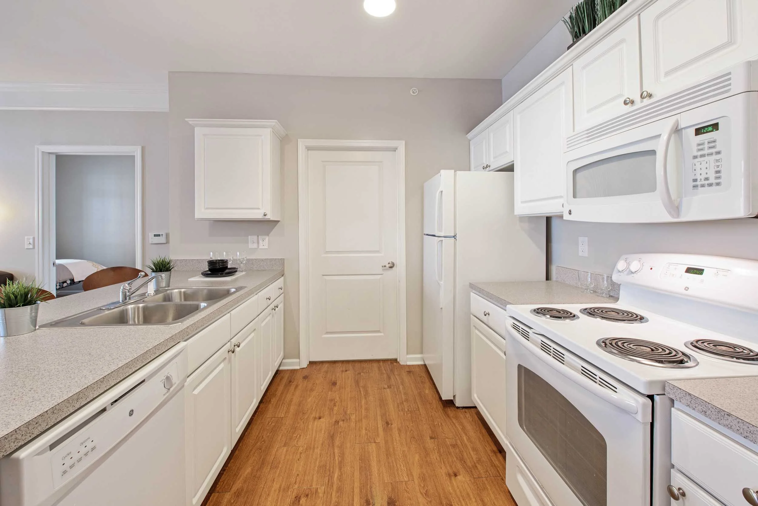 University Edge Cincinnati | Kitchen