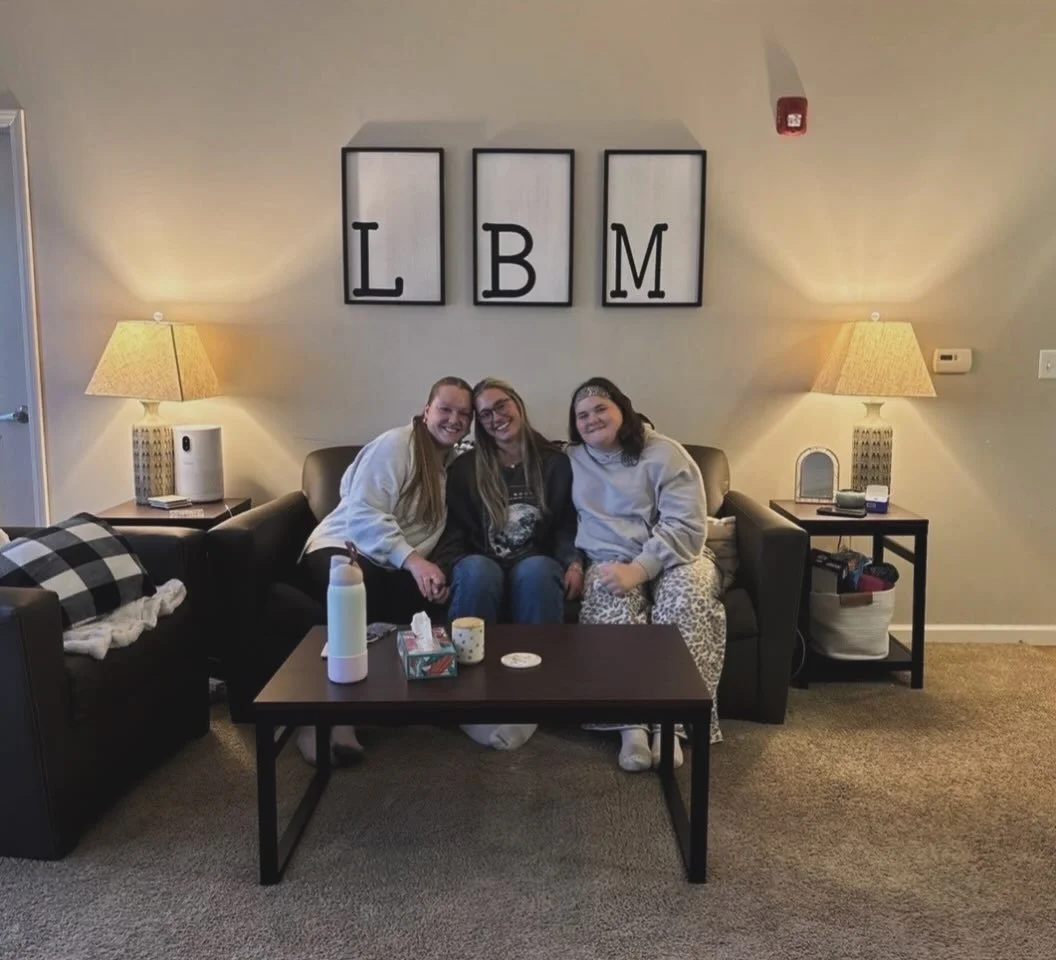 🏡✨ FACE OF THE EDGE ✨🏡

We&rsquo;re starting something NEW! 👀 Each week, we&rsquo;ll be highlighting some of the amazing residents who make University Edge feel like home. 💚

And who better to kick it off than three of our faves&hellip; not that 