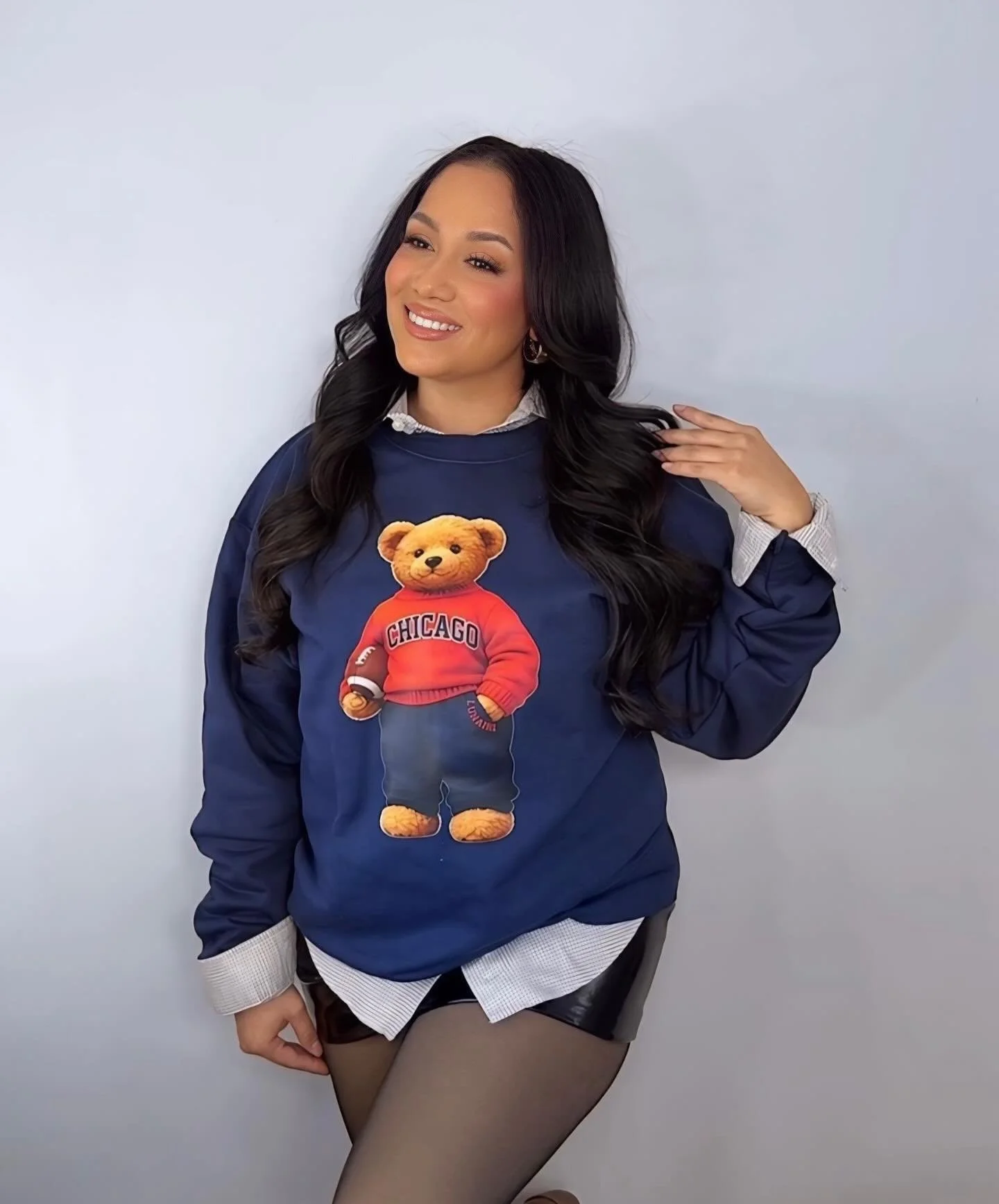This is exactly what I envisioned when I designed these sweatshirts. @chanteltiedge really brought my vision to life on how she put together her outfit 🔥🔥 pop off bestie. Order yours at Lunairi.com #chicago #football