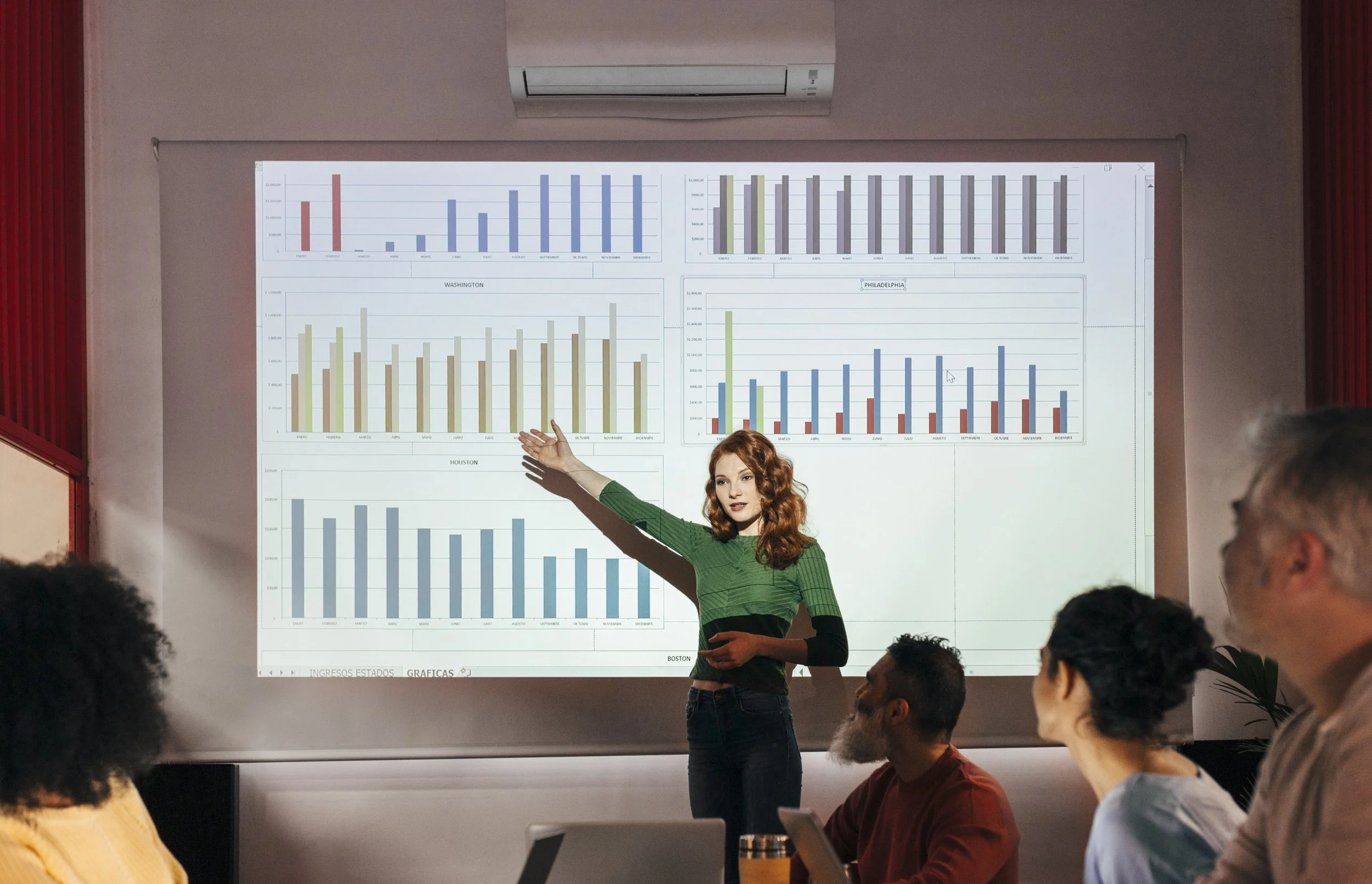 Grupo de negócios em um workhop no escritório