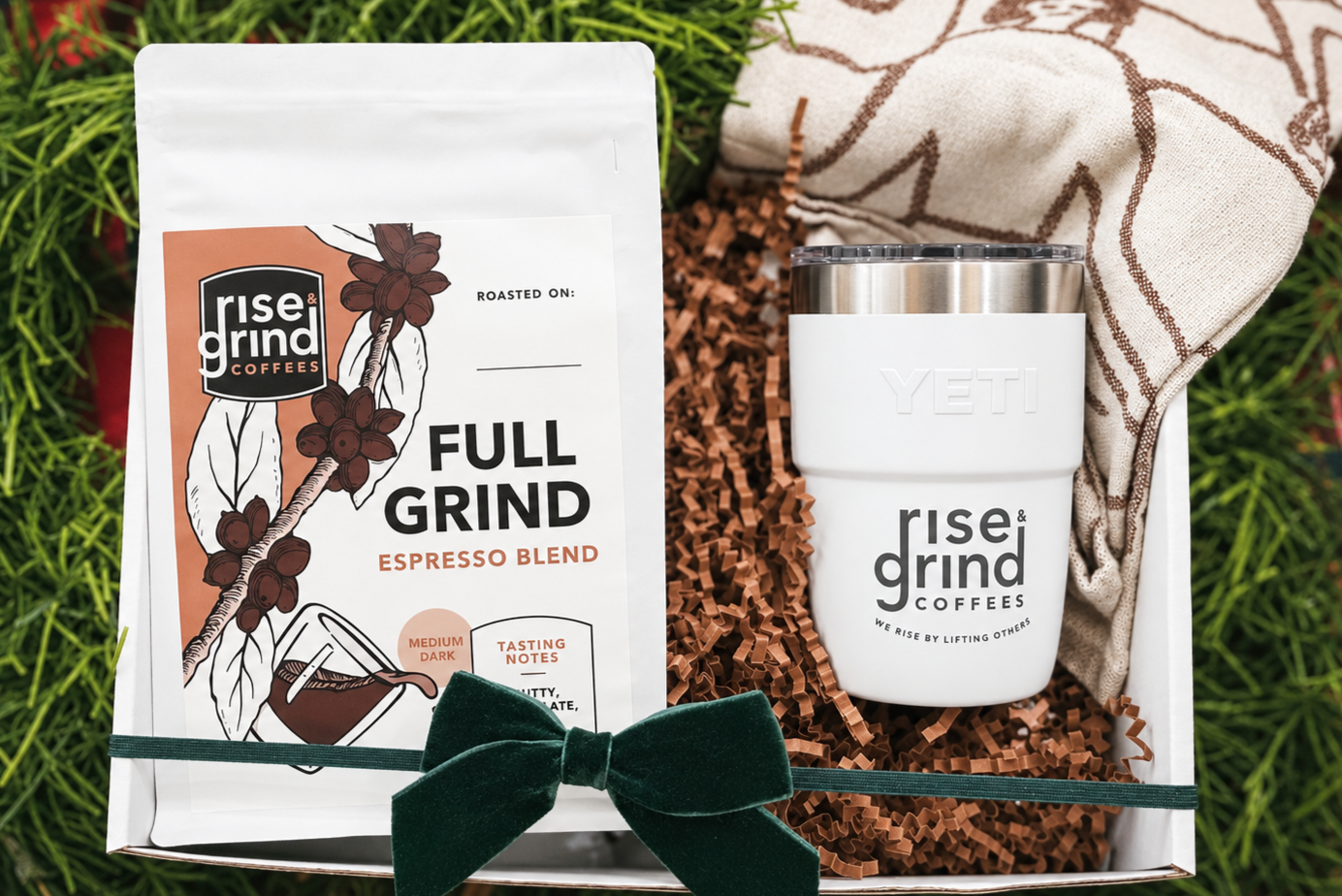 Festive+Coffee+Gift+Box+with+YETI+Tumbler.png
