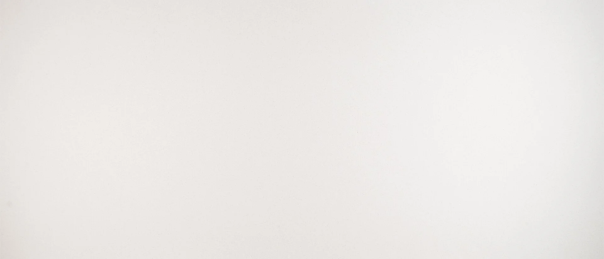 Q-Quartz // Frost White