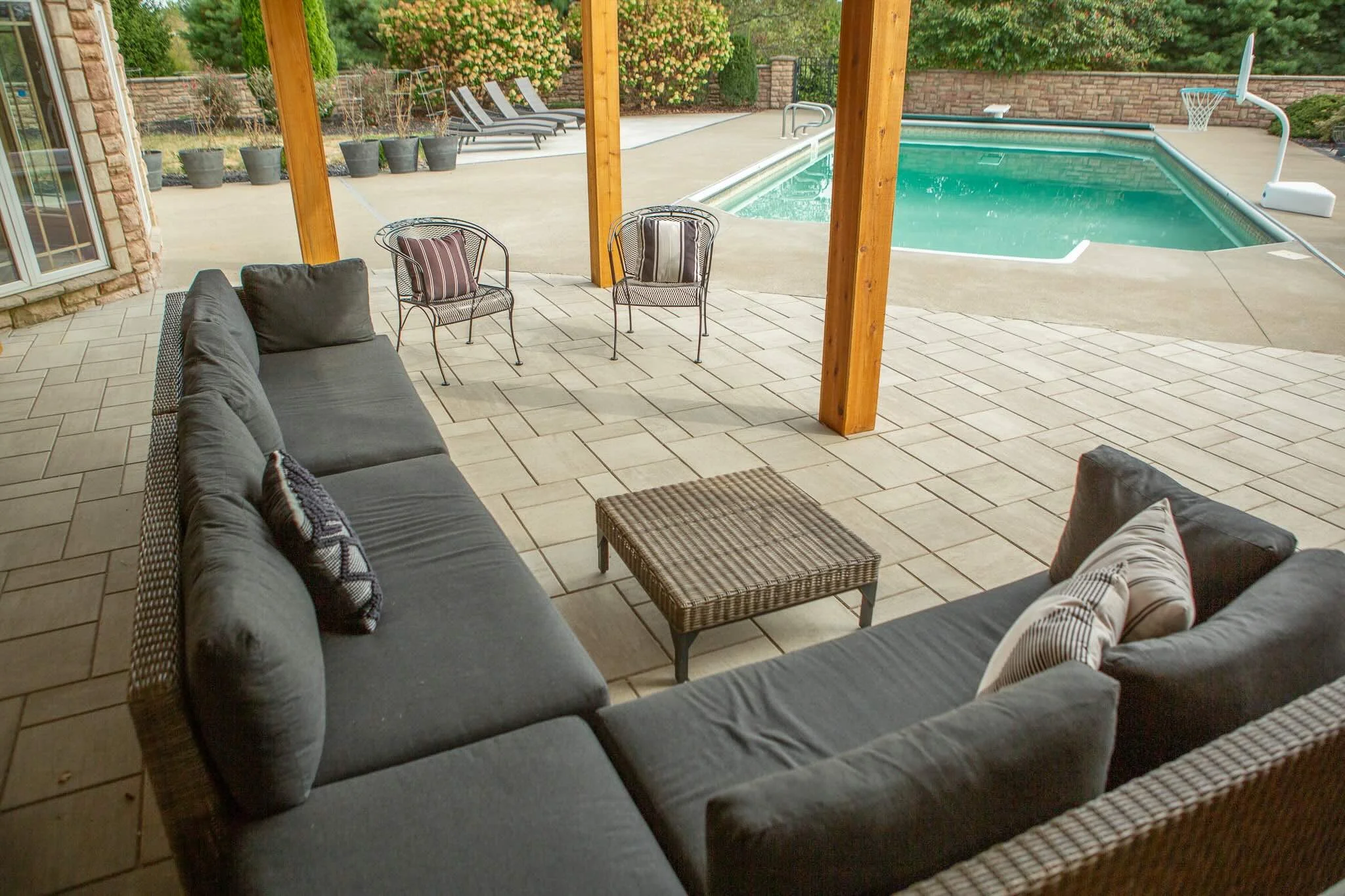 Under deck outdoor living space, paver patio