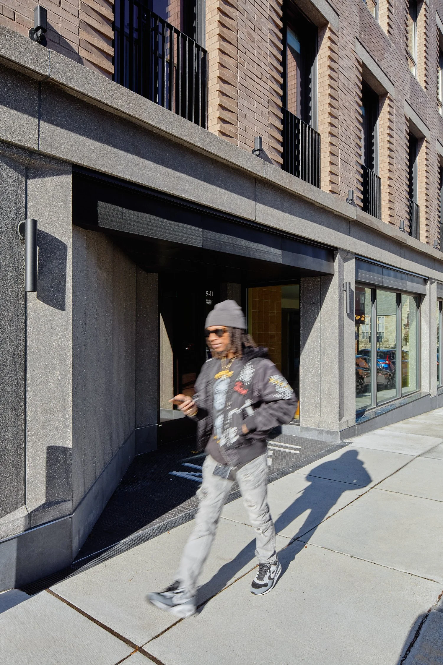 MESSINGER_120423-9BurneySt_0659.jpg