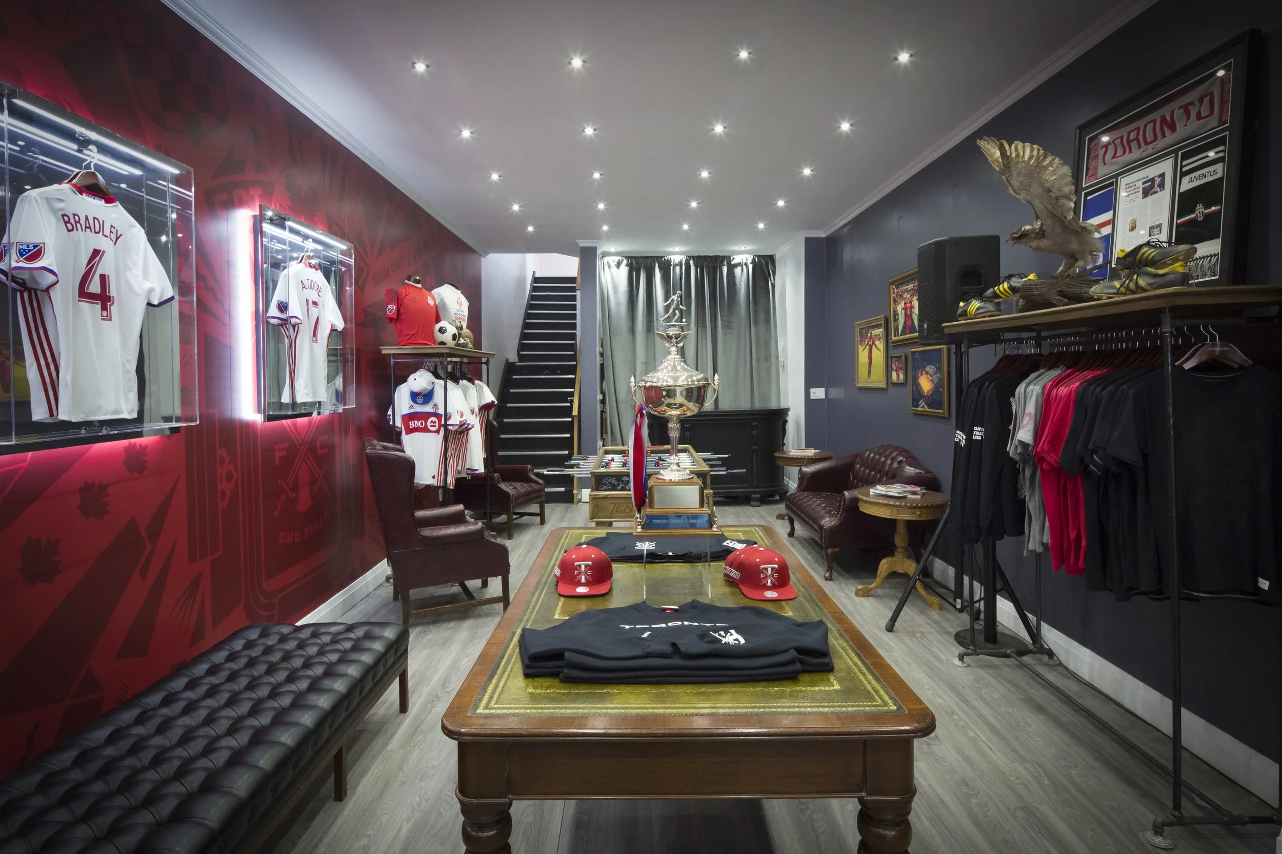 MLSE-160428-TFC-Pop Up Shop-49.jpg