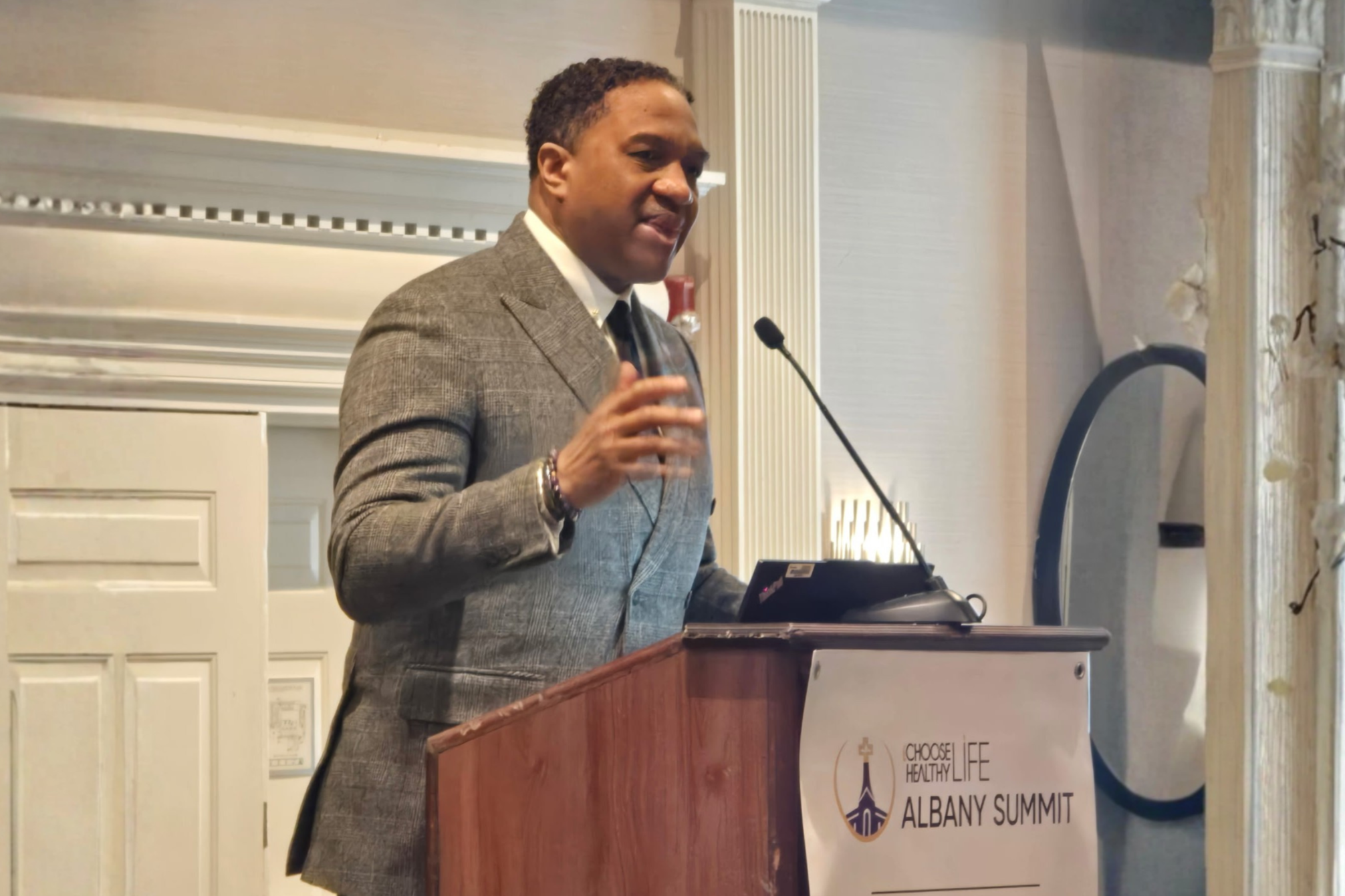 CHL New York Clergy Leader Rev. Lawrence Aker III