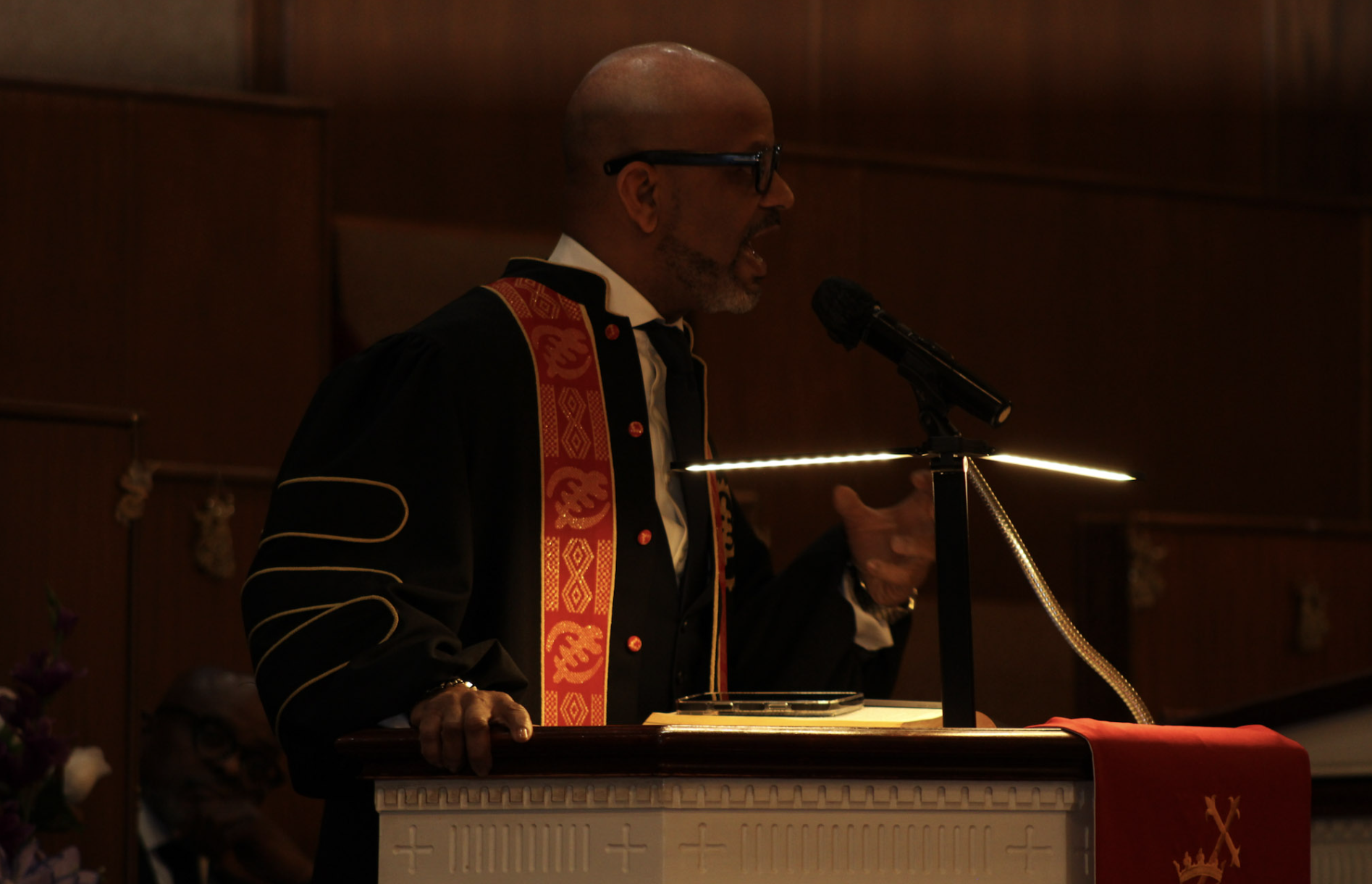   Rev. Dr. David K. Brawley  (St. Paul Community Baptist Church) delivers “ I AM the Bread of Life”   John 6:35  