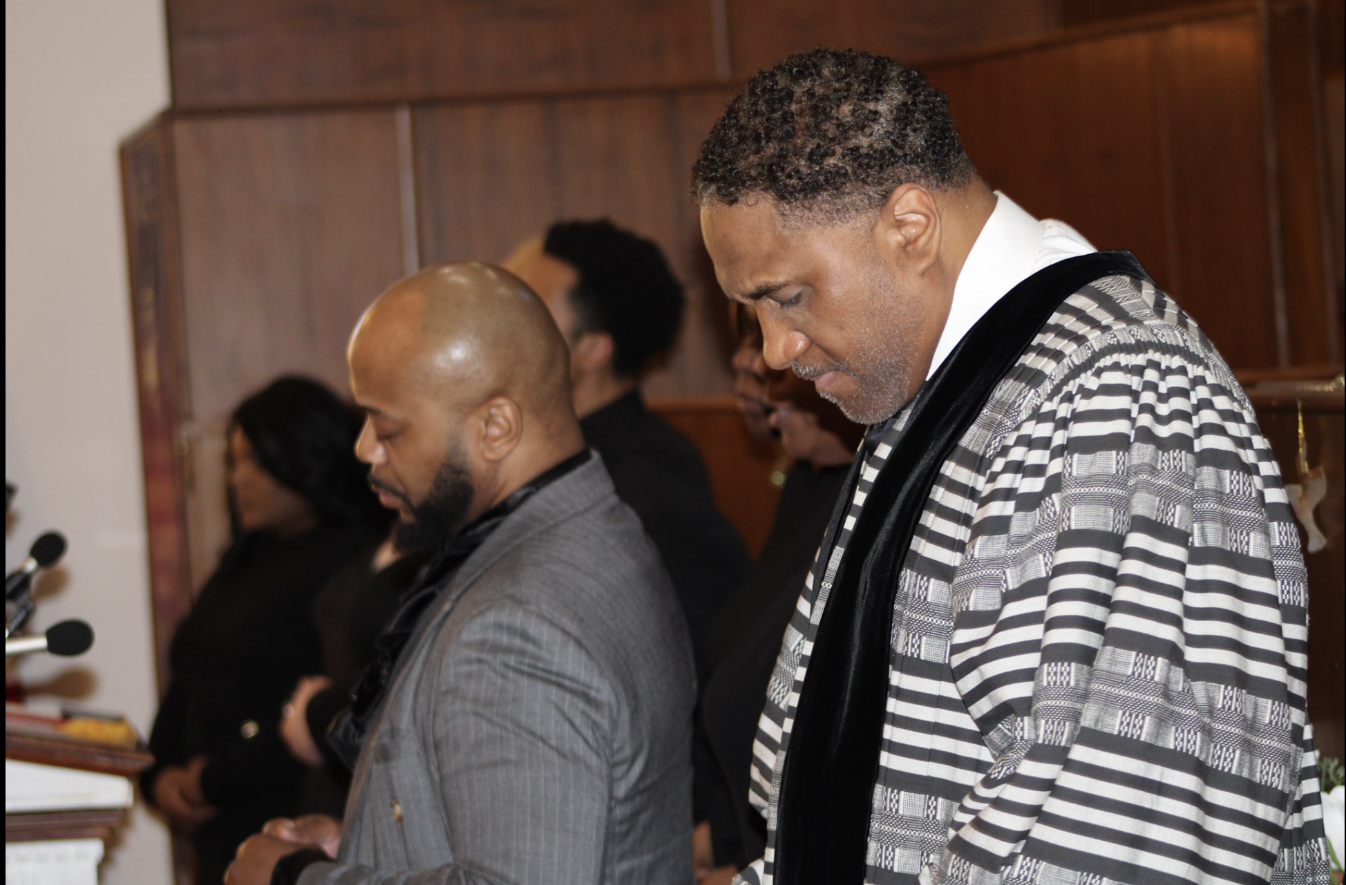  CHL New York Clergy Leader  Rev. Lawrence Aker III  praying during the  Altar Prayer  