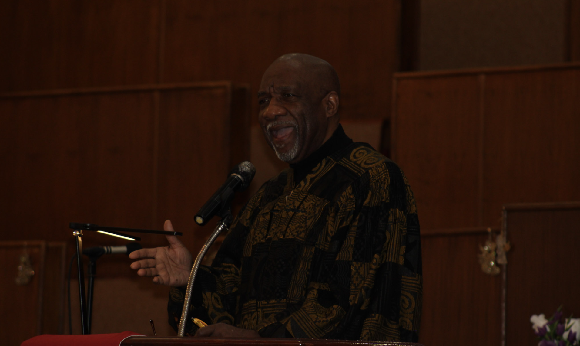   Bishop Johnny Ray Youngblood  (Mount Pisgah Baptist Church) delivers “ I AM the True Vine”   John 15:1-11  