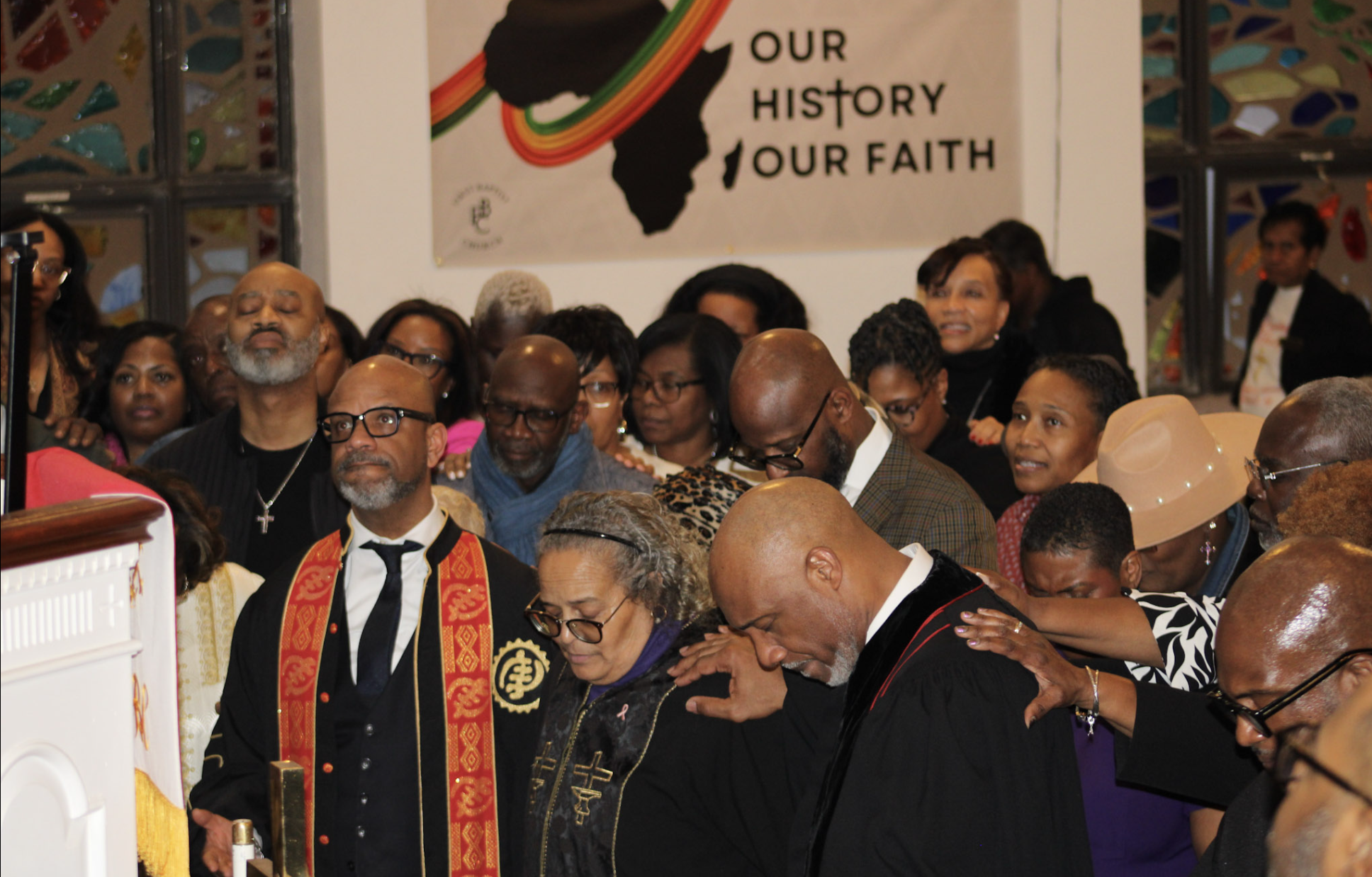  CHL Health Navigators, Clergy, health workers, and mental health workers recieving the  Blessing of the Healers  