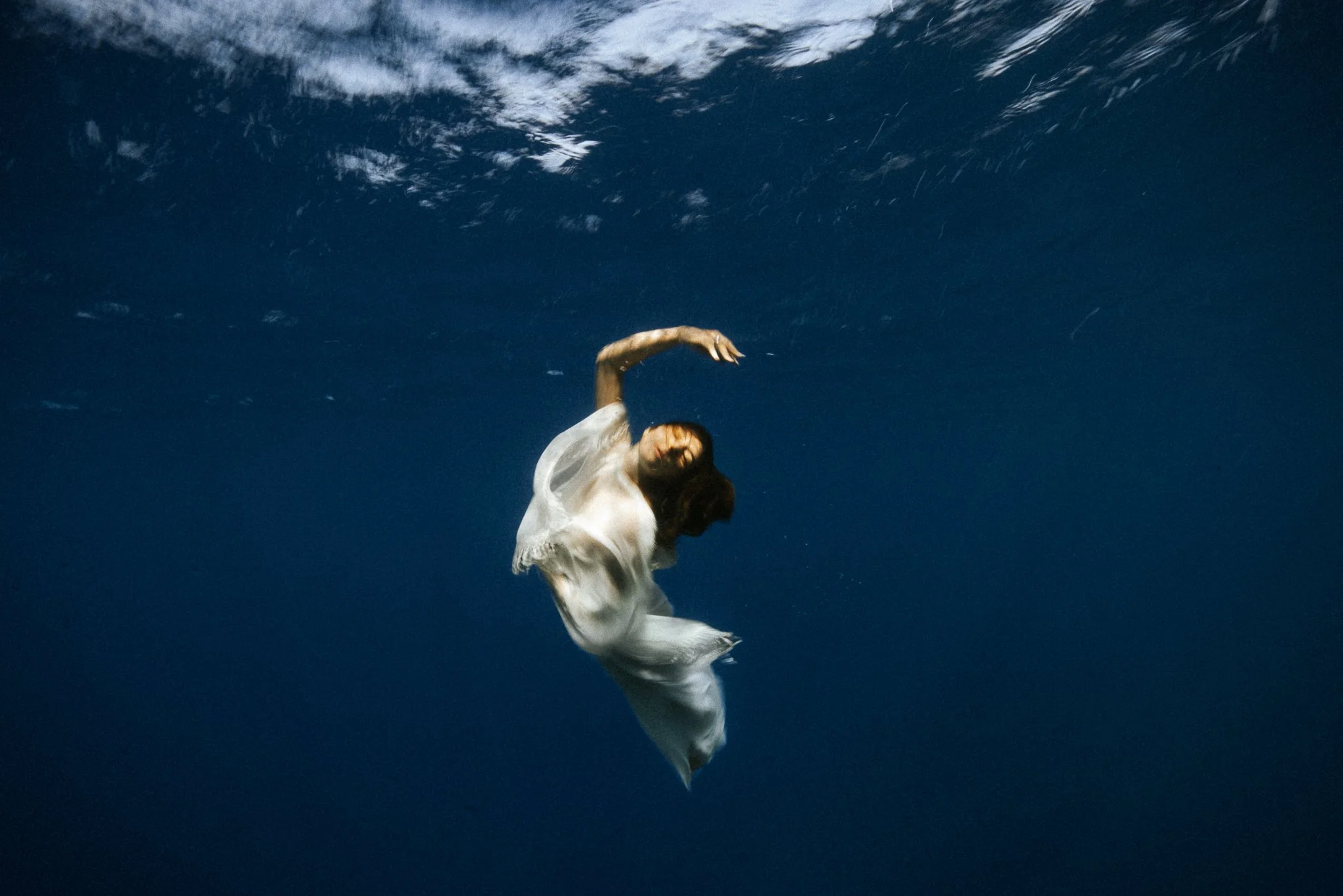 Clara Katz X ESLAM PIKO STUDIOS UNDERWATER PHOTOGRAPHY X Makara Wear