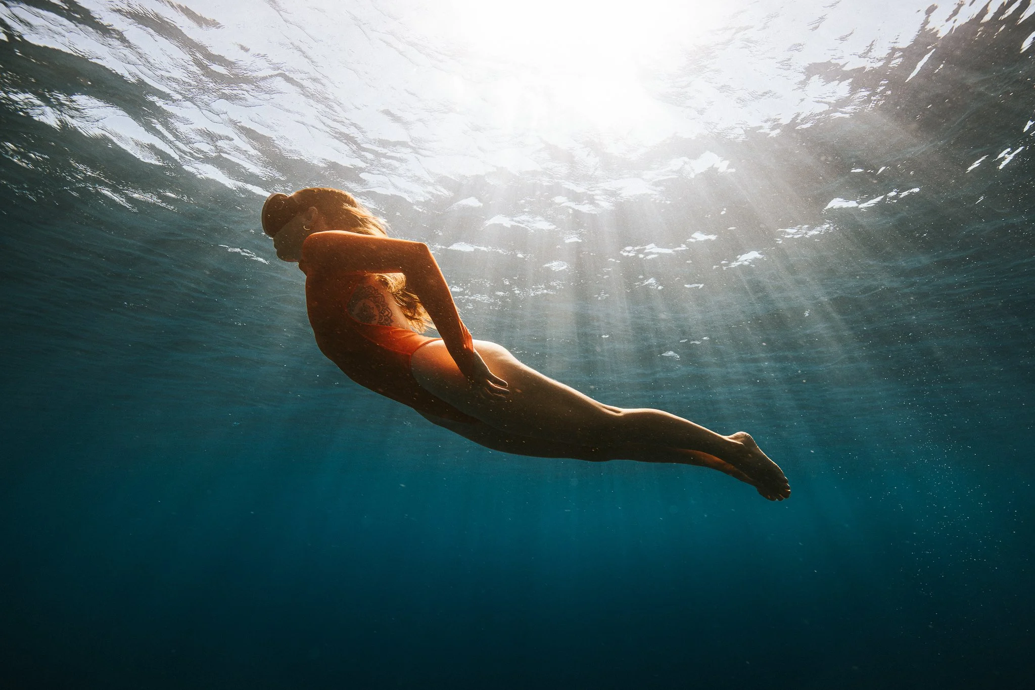 Makara Wear X ESLAM PIKO STUDIOS UNDERWATER PHOTOGRAPHY