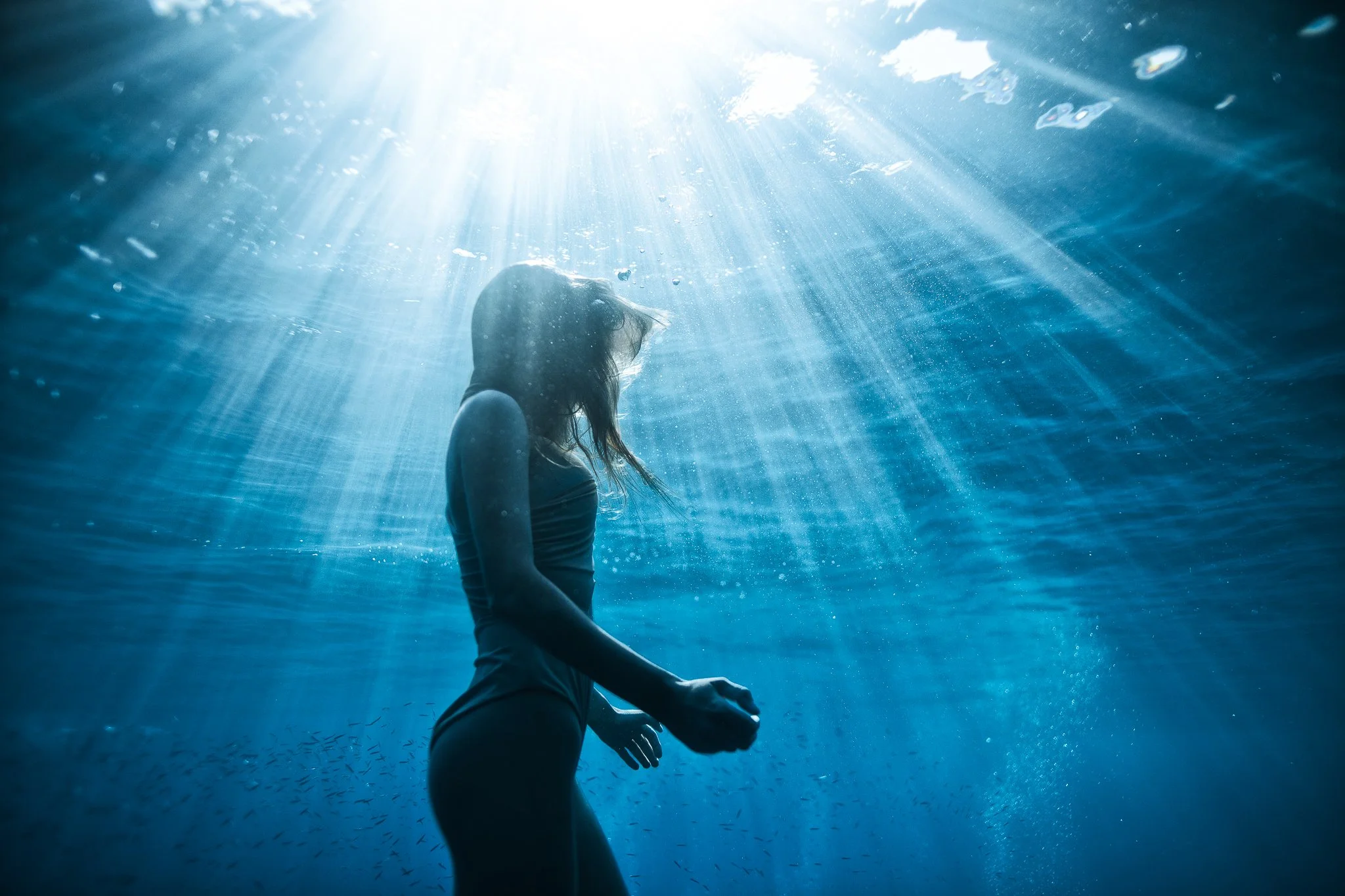 Touch Down X ESLAM PIKO STUDIOS UNDERWATER PHOTOGRAPHY