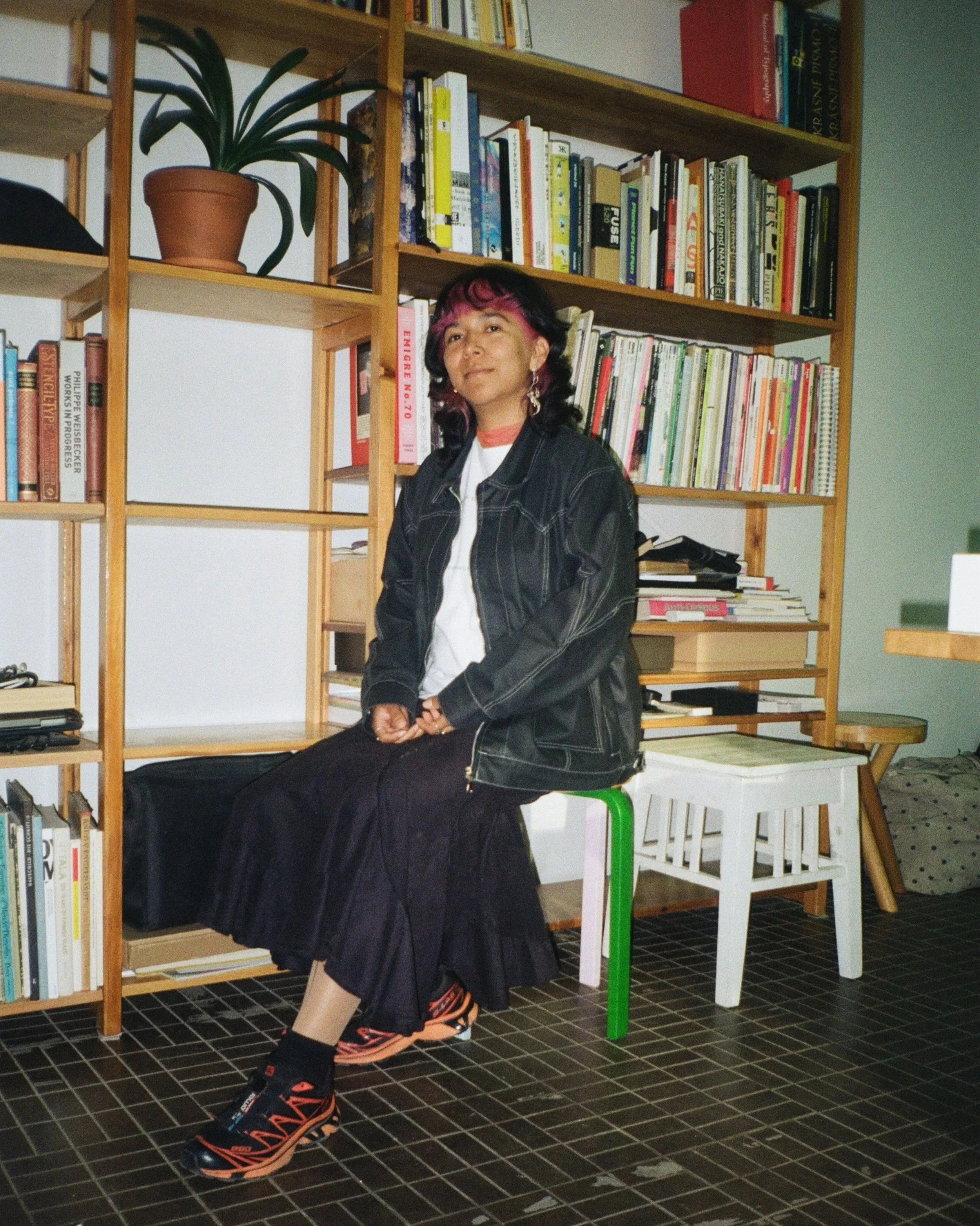 HeadshotsGradShow_AlejandraAlarcon_phAmedeoMartines_AlejandraAlarcon_CanonAnalog_1.jpg