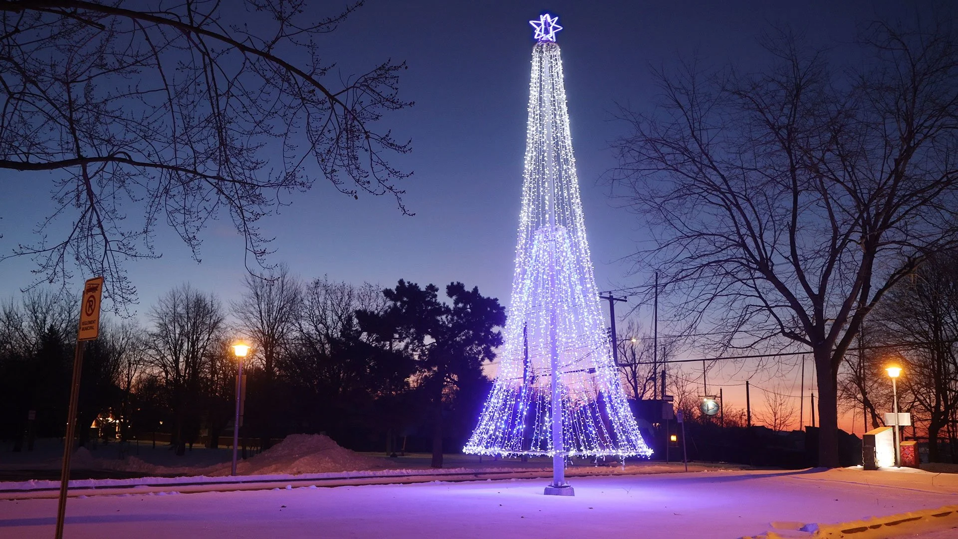 Dorval
- Viviane Hervieux -