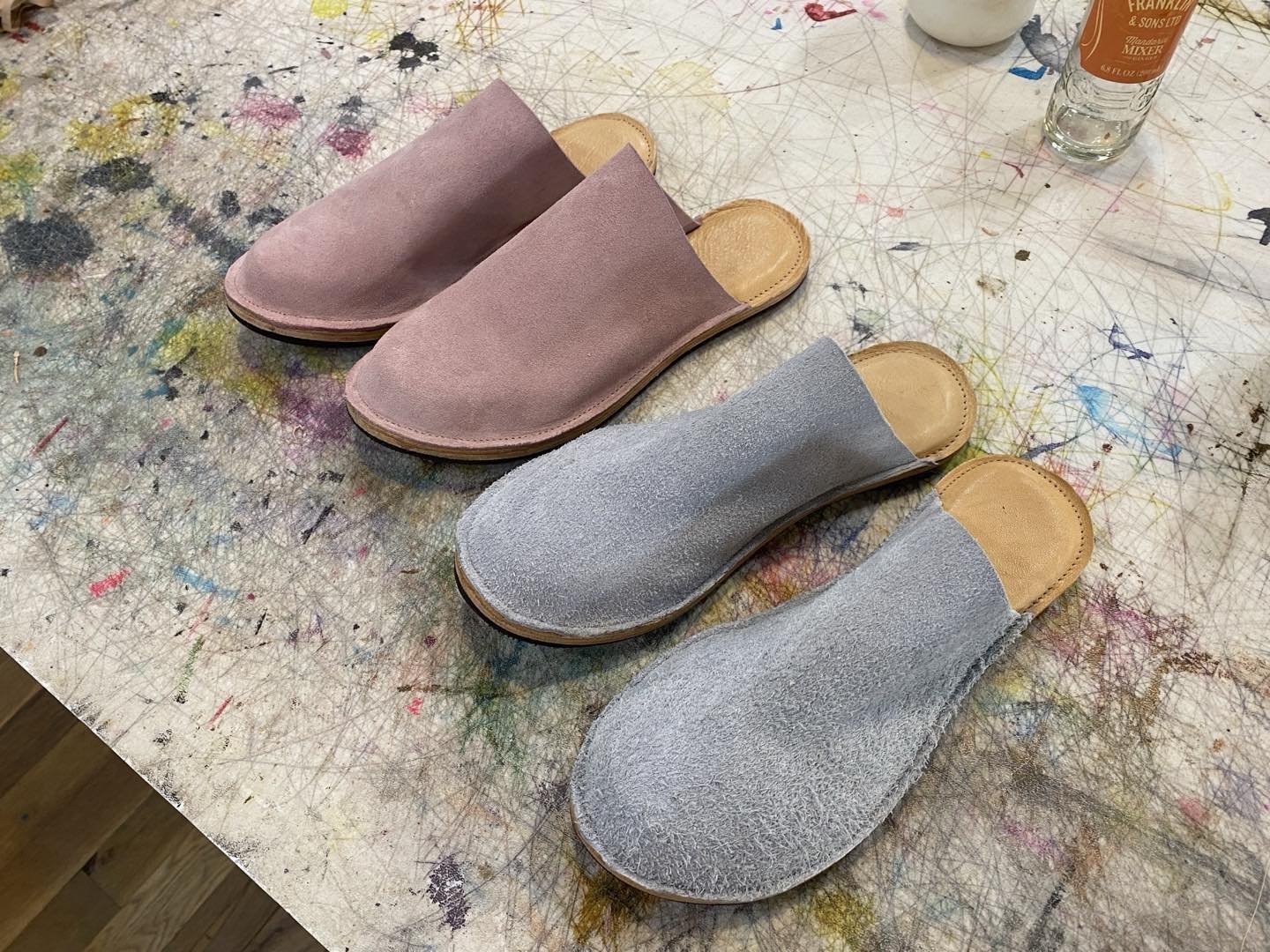 Sherry made some classy summer slides for her daughter and herself. They turned out amazing don&rsquo;t you think? #slides #coloradoshoeschool