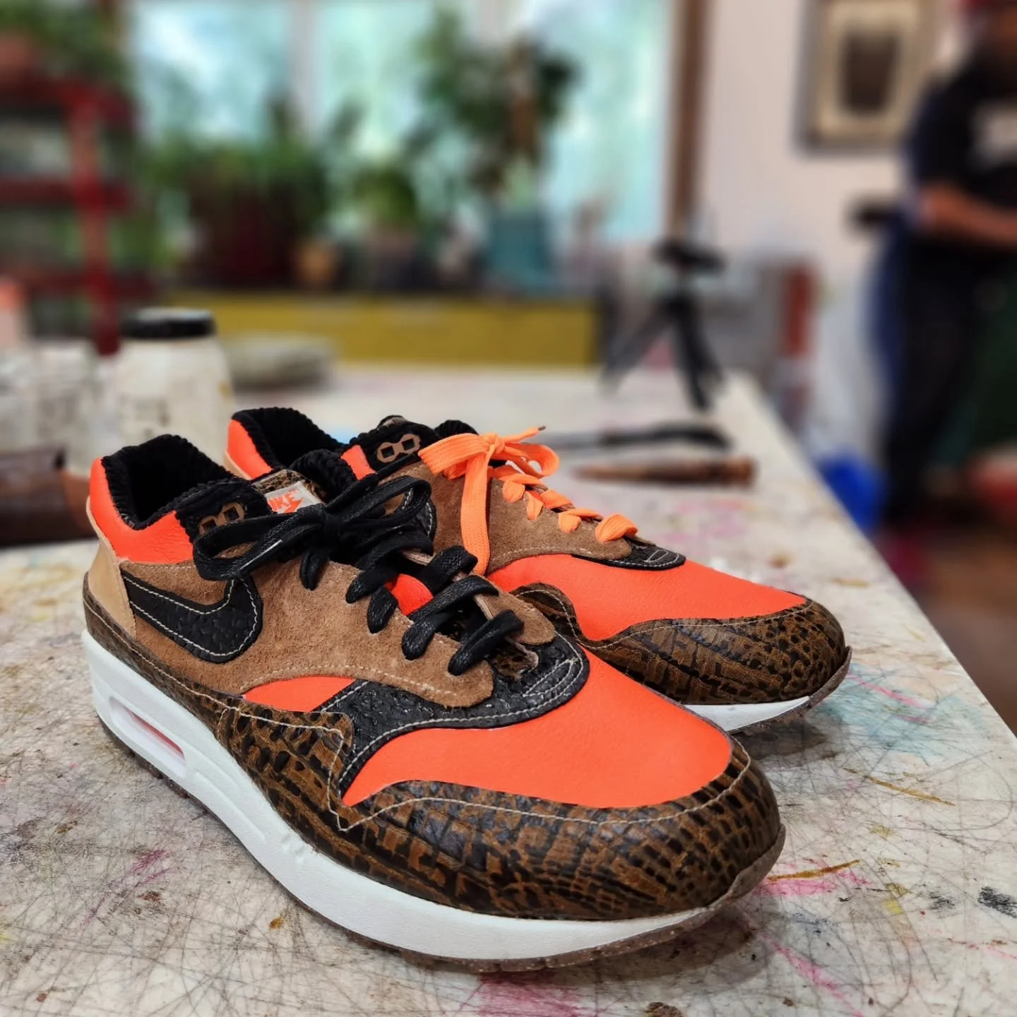 Last week was an epic week of shoe making, learning and creativity!
Three very different designs came out of our 5 day workshop and then a sneaky 1 day workshop at the end of the week. 
We are grateful.

#thingstodoinfortcollins #funthingstodoincolor