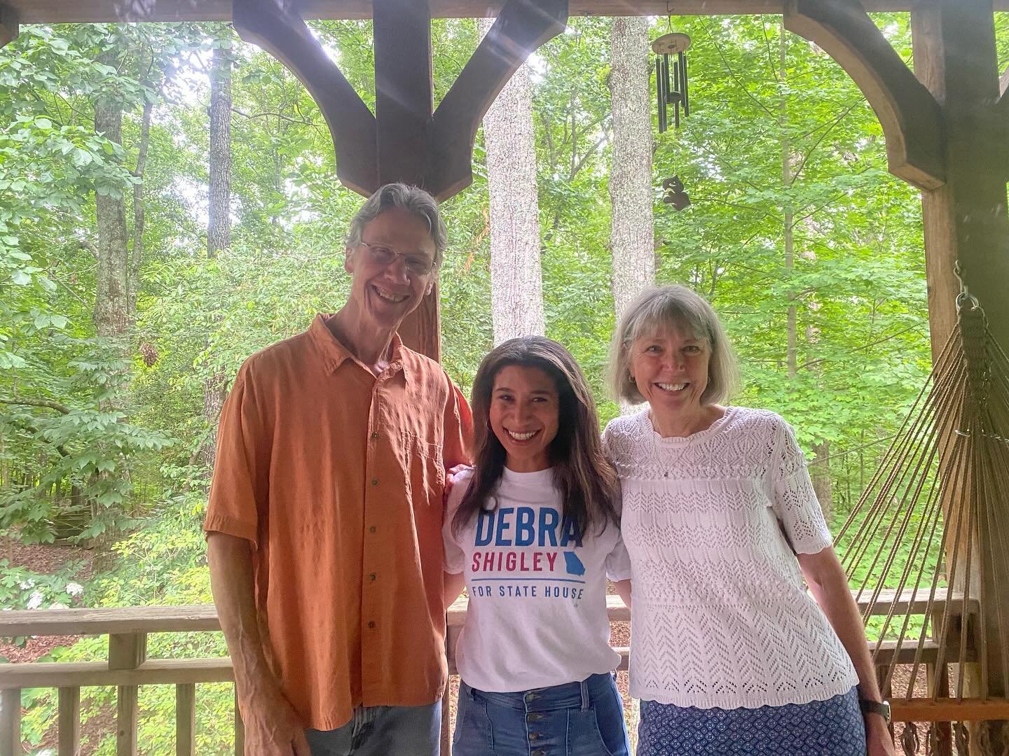 Thank you so much to Helen and John hosting a wonderful meet &amp; greet / canvassing launch in Mountain Park today. 

It was a pleasure to get to know more neighbors in this beautiful community in District 47&ndash; and get a tour of the Lake! 

#mo