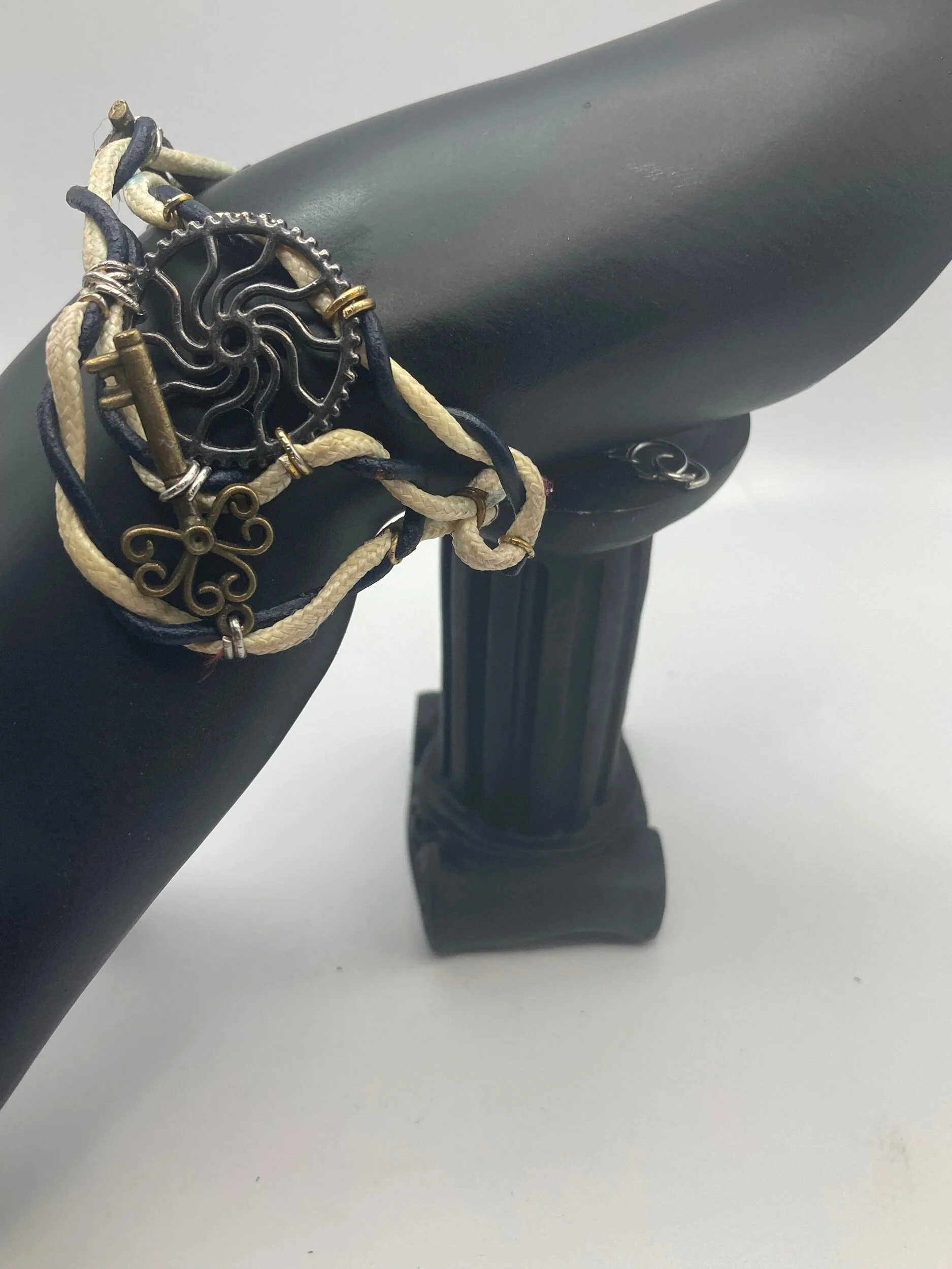 Spiral Gear and Key Twisted Beige and Navy Blue Leather Bracelet